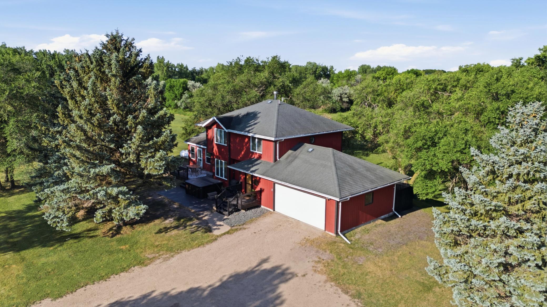 1979 single family home for sale at 14237 30th Avenue S in Glyndon, MN — 3 bed, 3 bath (photo 43 of 48)
