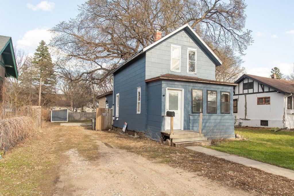 316 11th Street N, Moorhead MN 56560 - Photo 2 of 19