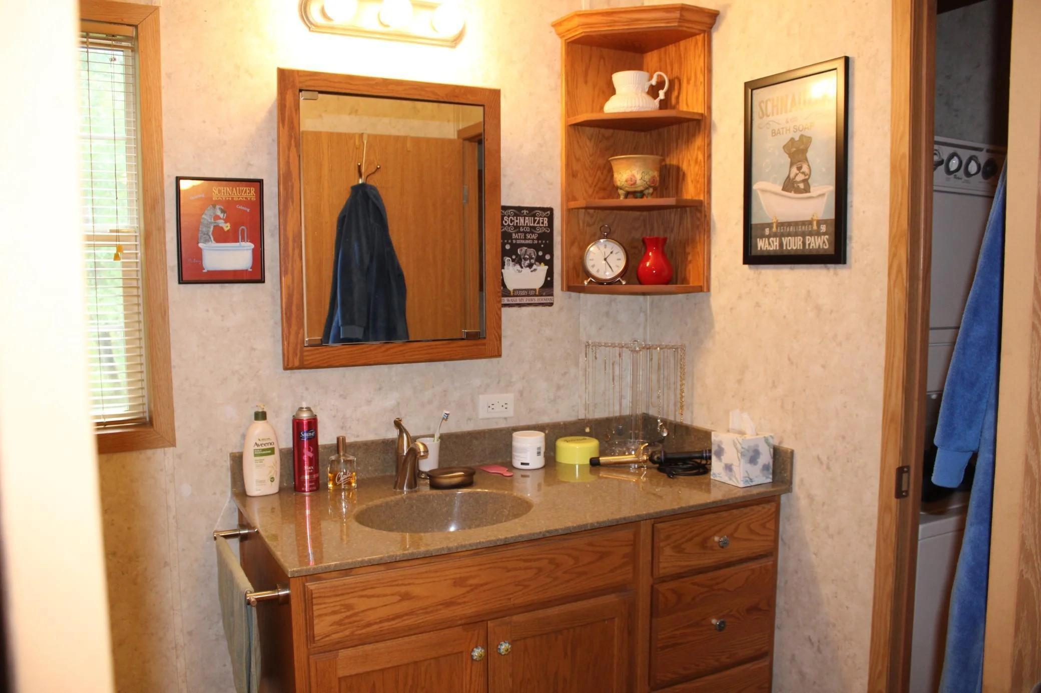 2007 single family home for sale at 1707 Crosby Court SE, Unit 4 in Bemidji, MN — 2 bed, 2 bath (photo 12 of 24)