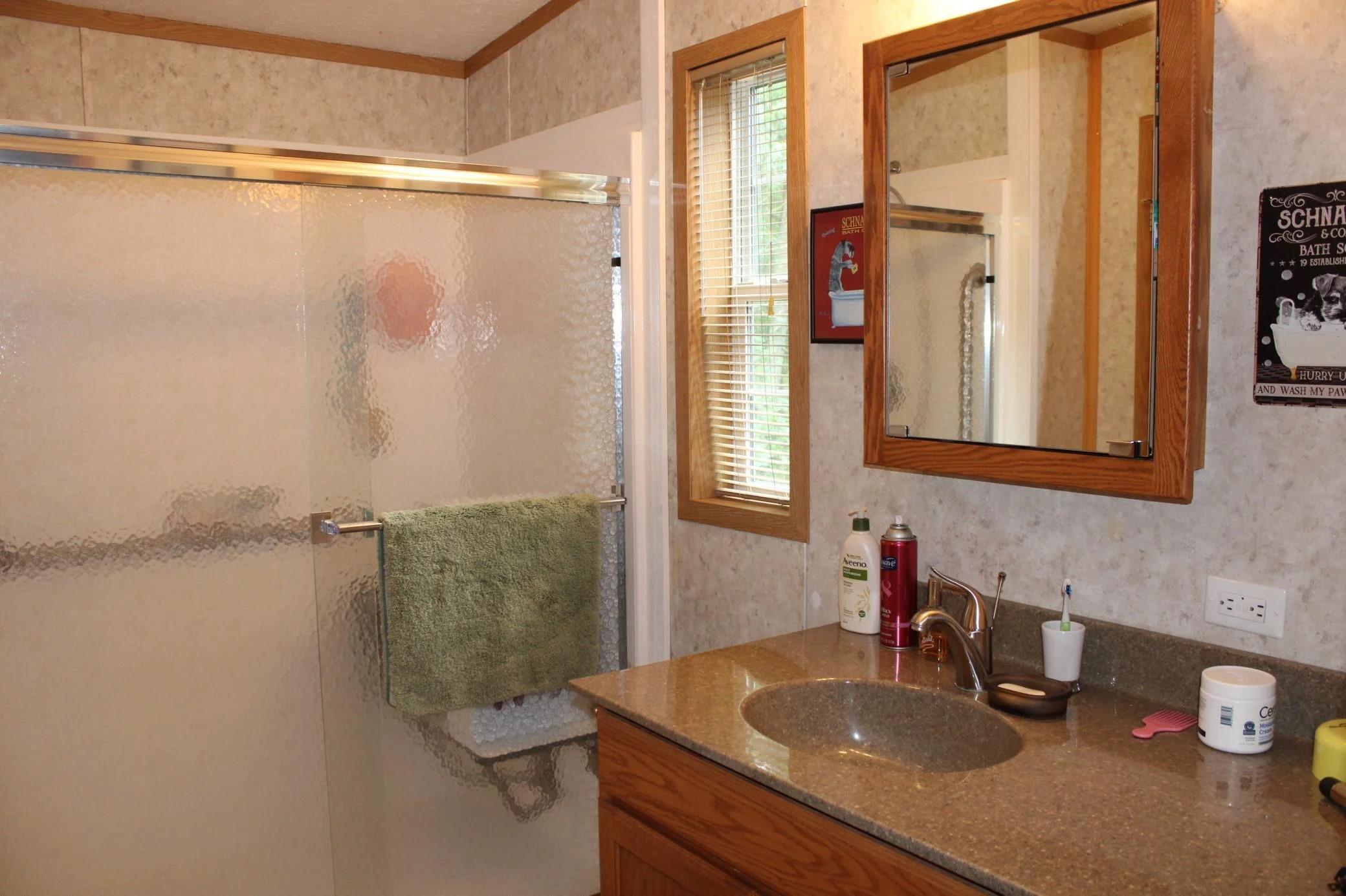 2007 single family home for sale at 1707 Crosby Court SE, Unit 4 in Bemidji, MN — 2 bed, 2 bath (photo 13 of 24)