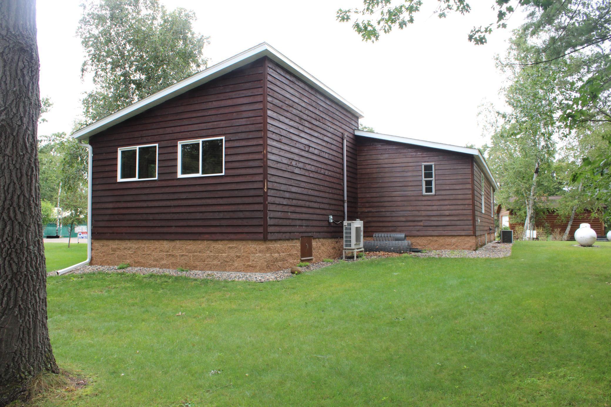 2007 single family home for sale at 1707 Crosby Court SE, Unit 4 in Bemidji, MN — 2 bed, 2 bath (photo 3 of 24)