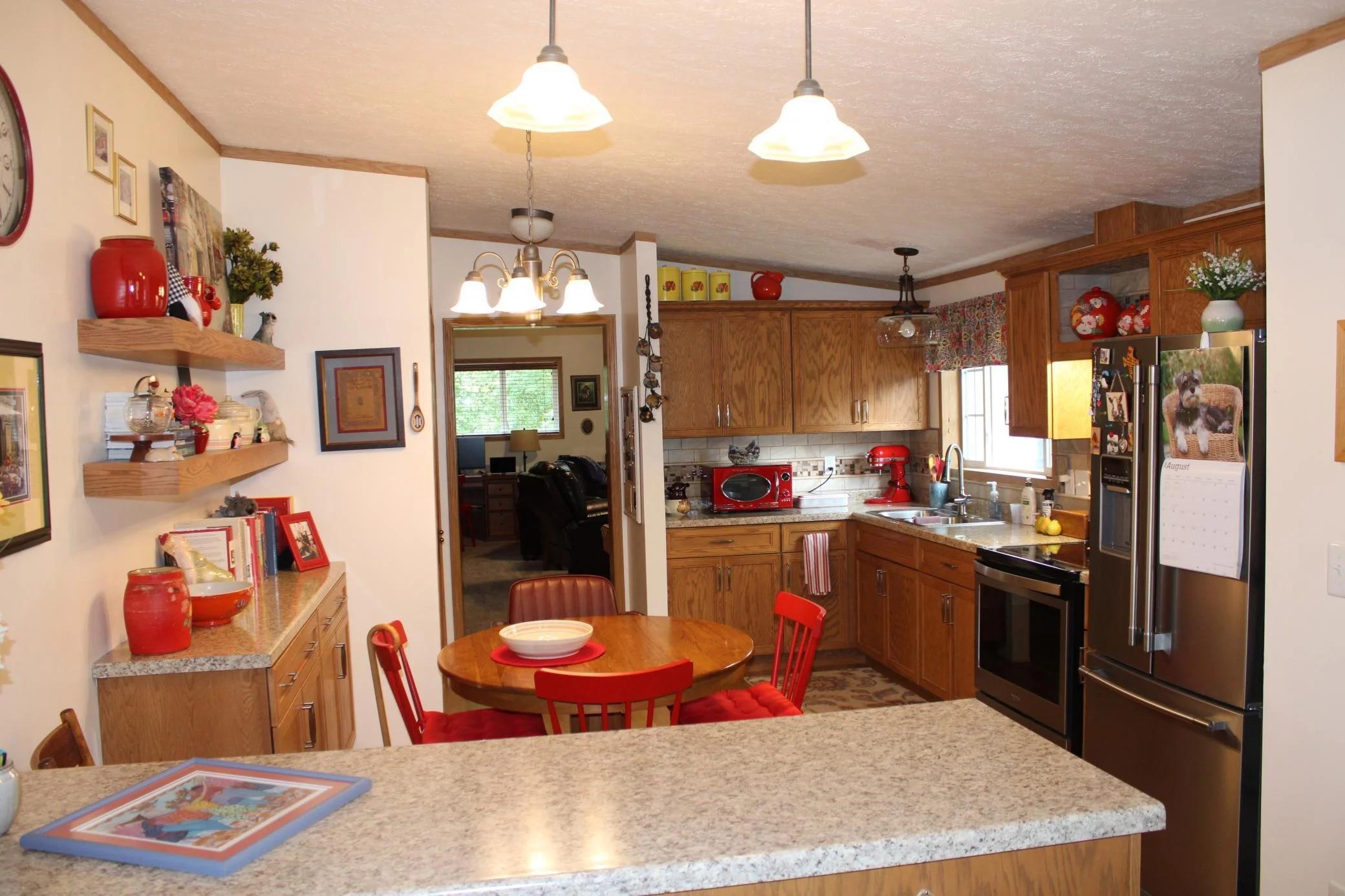 2007 single family home for sale at 1707 Crosby Court SE, Unit 4 in Bemidji, MN — 2 bed, 2 bath (photo 8 of 24)