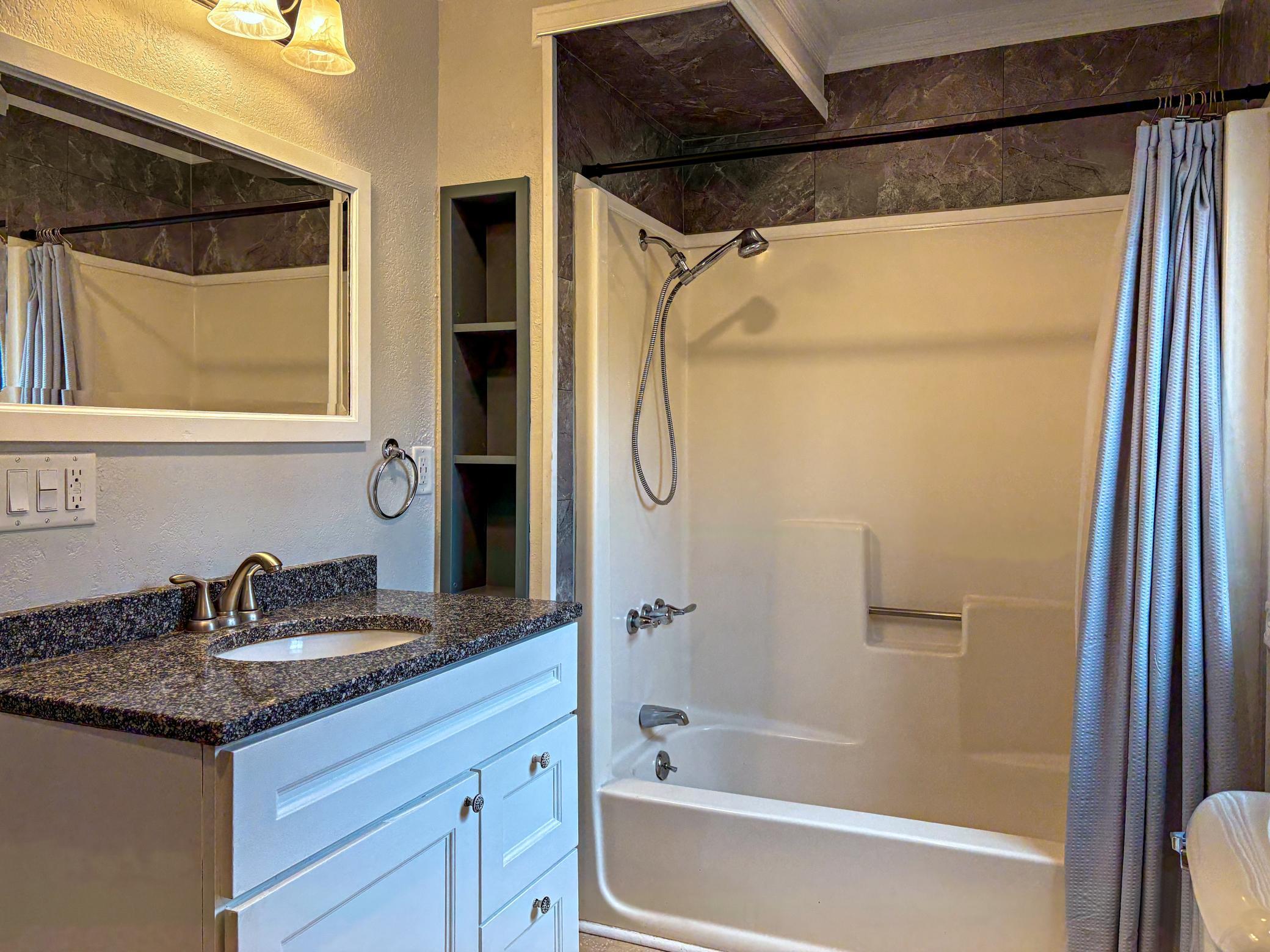 2008 single family home for sale at 232 2nd Street NW in Menahga, MN — 3 bed, 4 bath (photo 13 of 42)