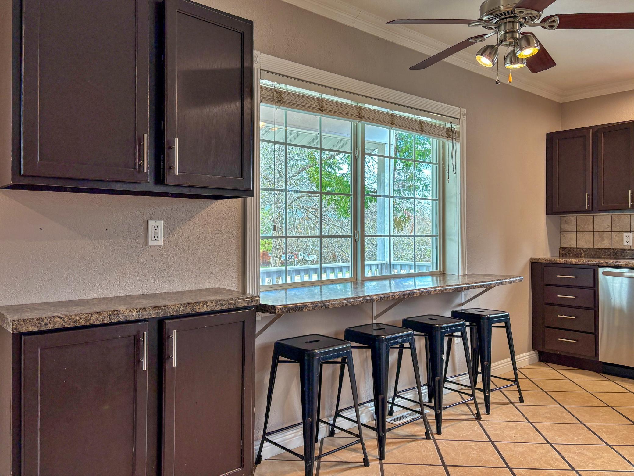 2008 single family home for sale at 232 2nd Street NW in Menahga, MN — 3 bed, 4 bath (photo 5 of 42)