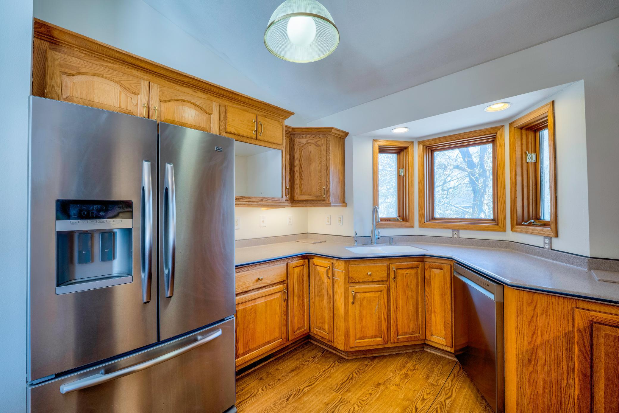 1997 single family home for sale at 1012 Maple Ridge Court NW in Bemidji, MN — 5 bed, 3 bath (photo 13 of 48)