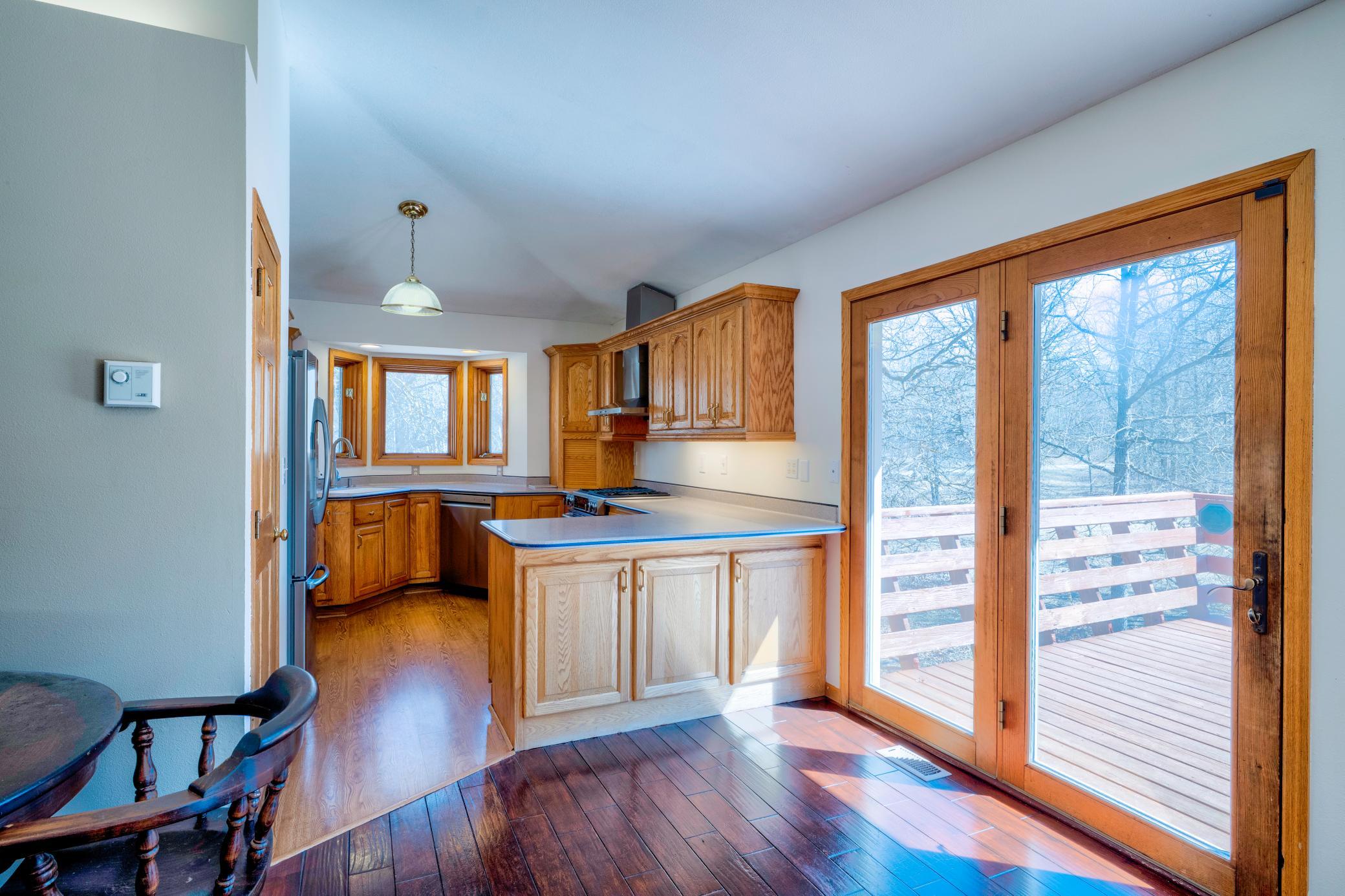 1997 single family home for sale at 1012 Maple Ridge Court NW in Bemidji, MN — 5 bed, 3 bath (photo 15 of 48)