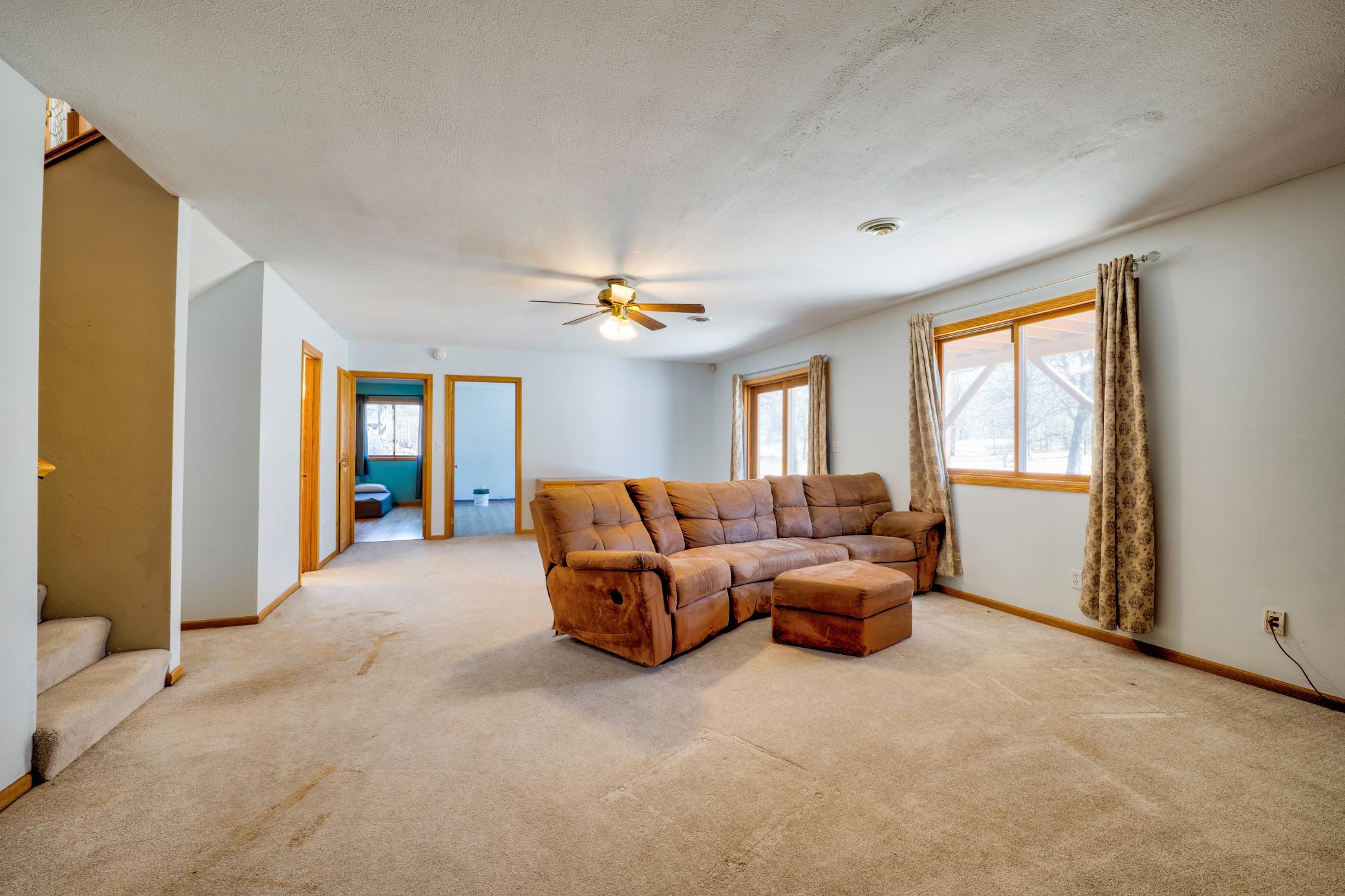 1997 single family home for sale at 1012 Maple Ridge Court NW in Bemidji, MN — 5 bed, 3 bath (photo 27 of 48)