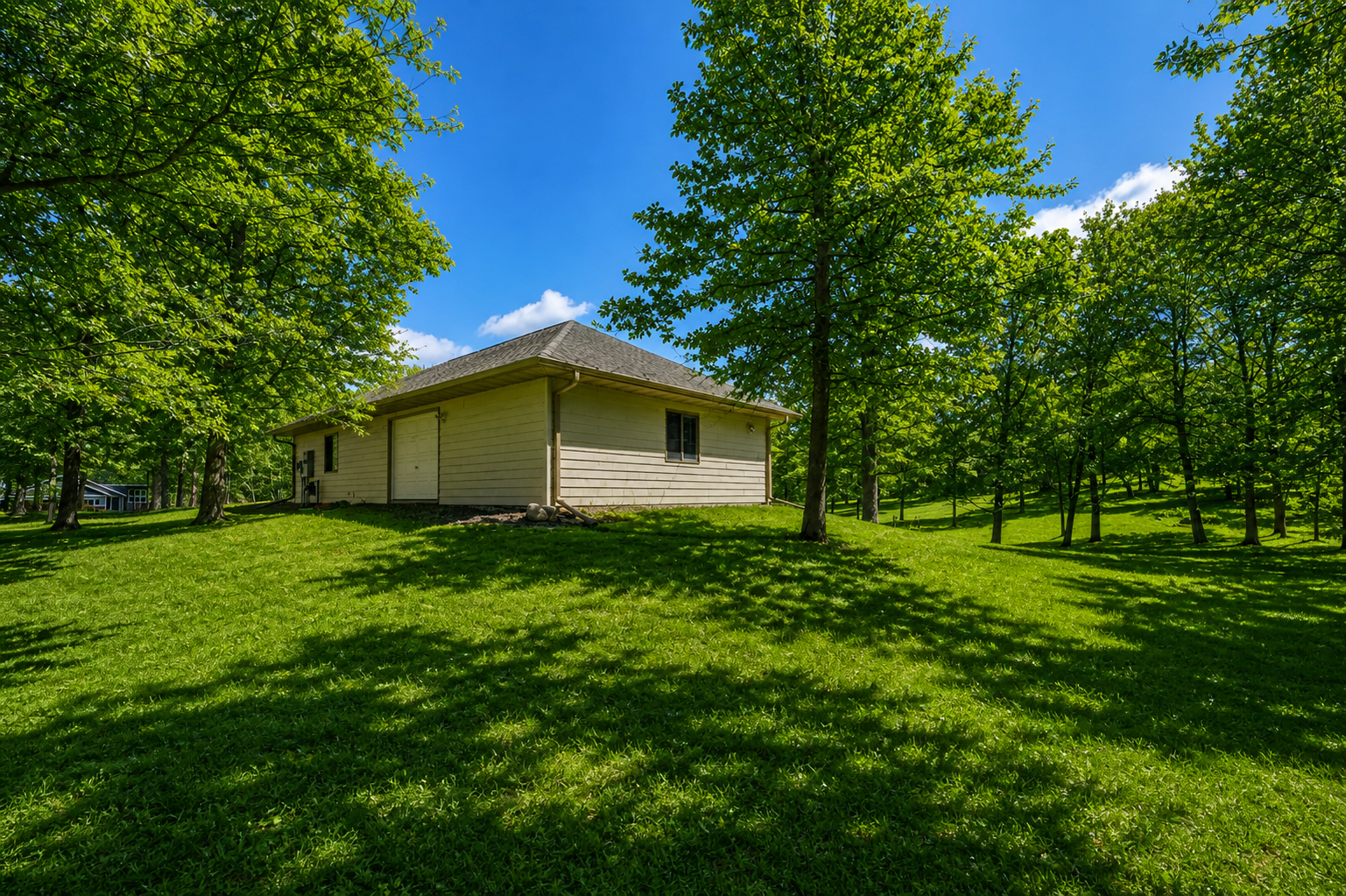 1997 single family home for sale at 1012 Maple Ridge Court NW in Bemidji, MN — 5 bed, 3 bath (photo 42 of 48)