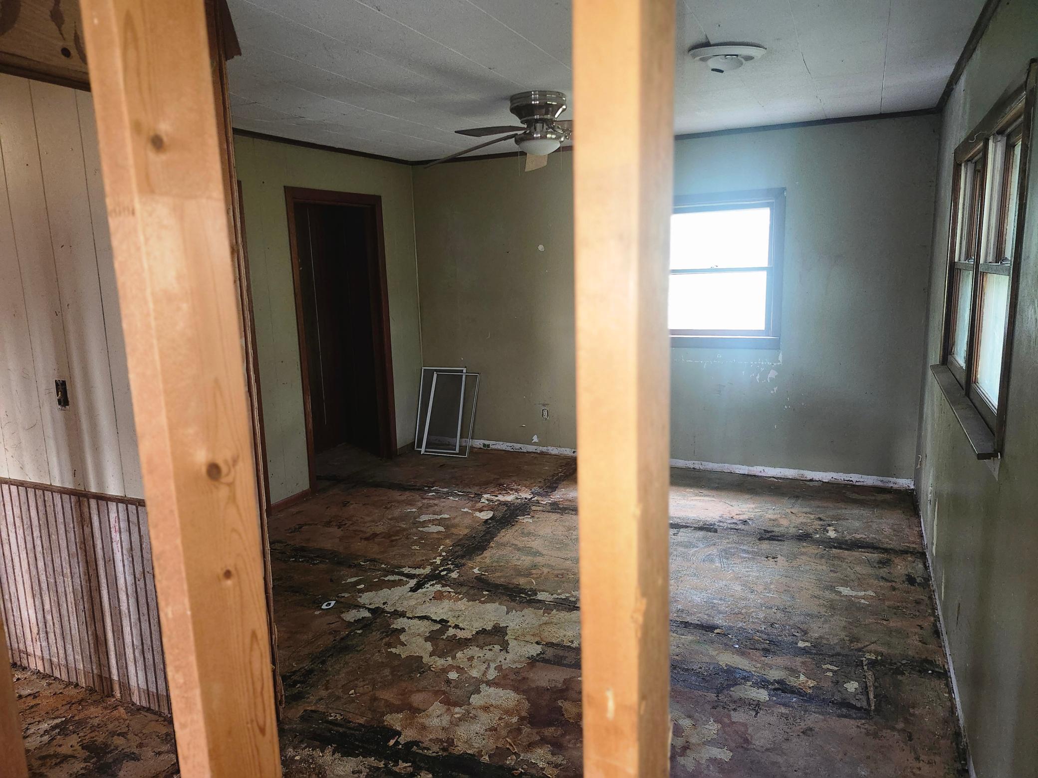 1954 home for sale at 1407 State Highway 29 N in Alexandria, MN — 9 bed, 4 bath (photo 24 of 38)