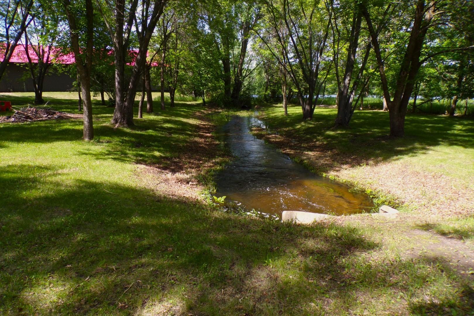 1954 home for sale at 1407 State Highway 29 N in Alexandria, MN — 9 bed, 4 bath (photo 5 of 38)