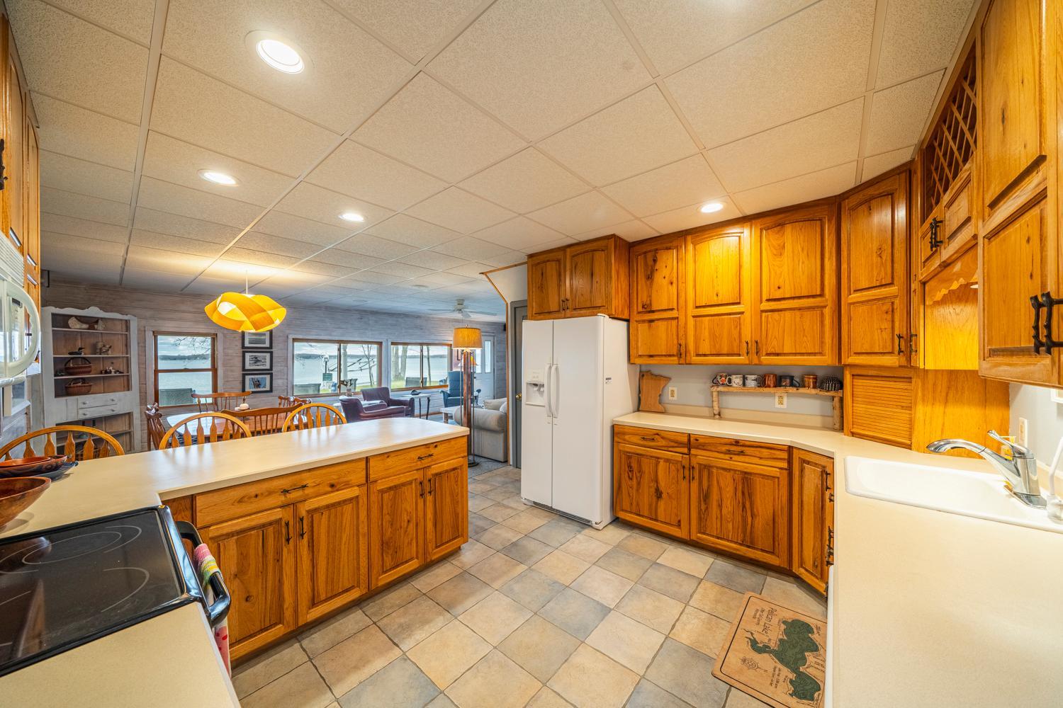 21468 County Highway 20, Pelican Rapids MN 56572 - Photo 5 of 31