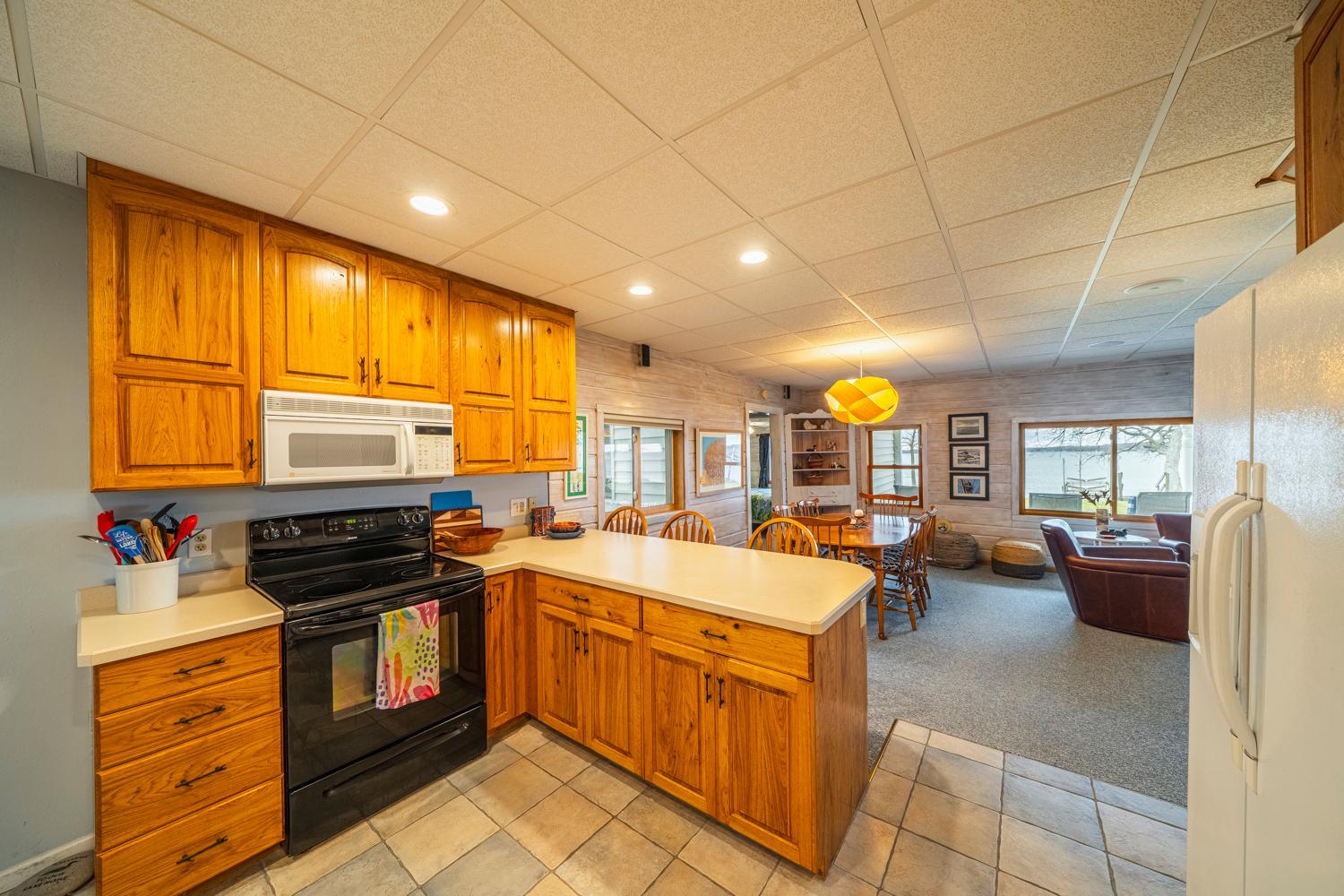 21468 County Highway 20, Pelican Rapids MN 56572 - Photo 6 of 31