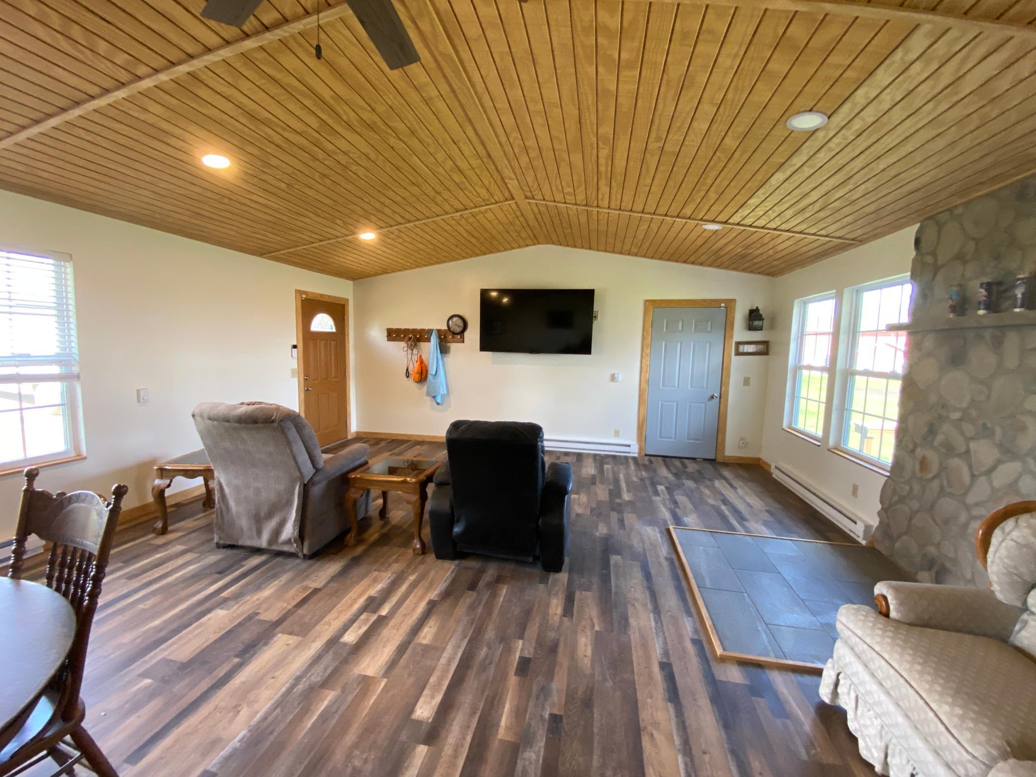 2005 single family home for sale at 8944 Dyrud Lane SE in Osakis, MN — 3 bed, 2 bath (photo 14 of 40)