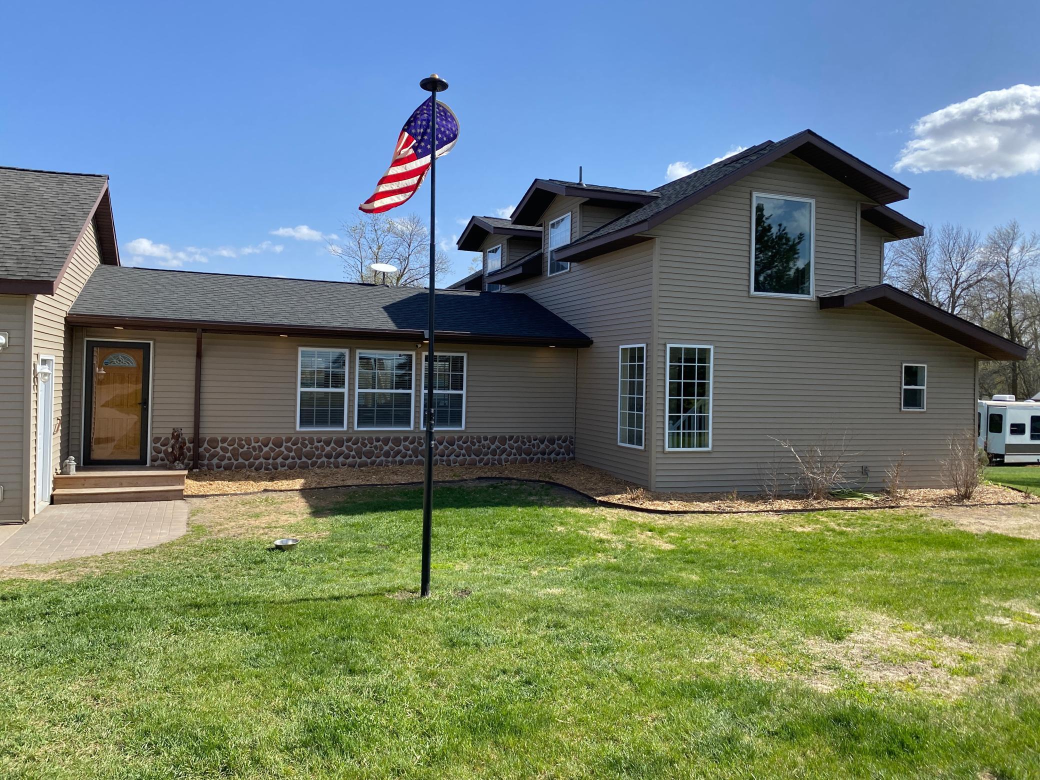 2005 single family home for sale at 8944 Dyrud Lane SE in Osakis, MN — 3 bed, 2 bath (photo 4 of 40)