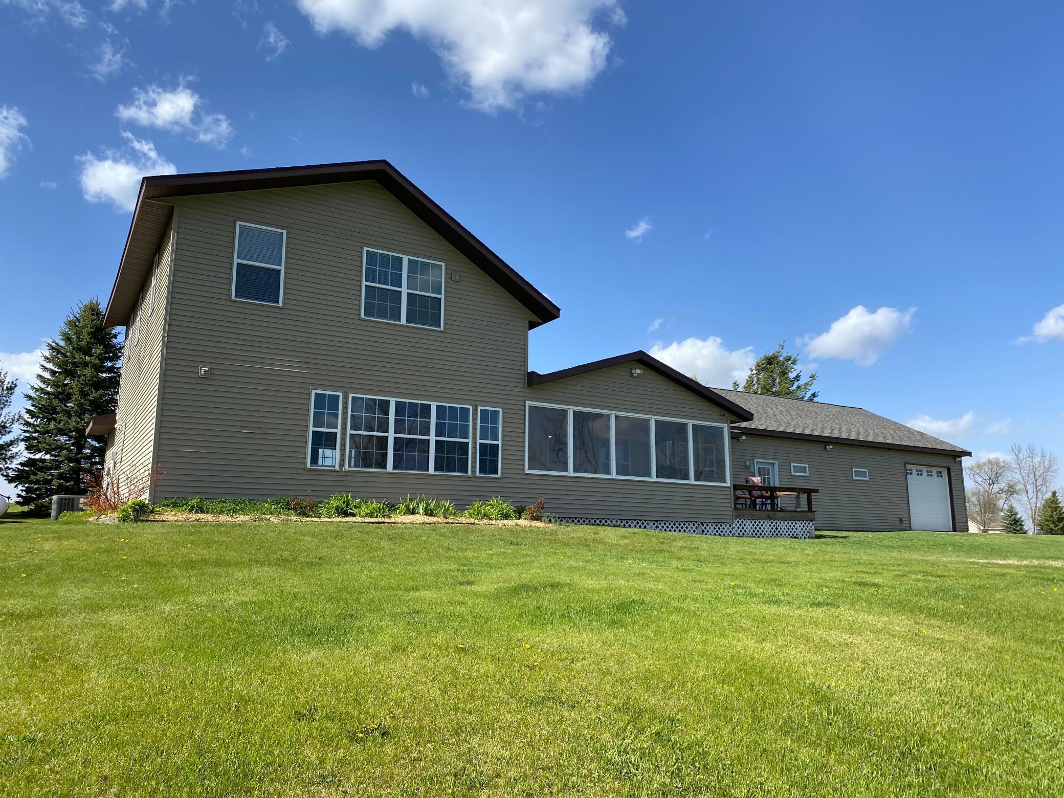 2005 single family home for sale at 8944 Dyrud Lane SE in Osakis, MN — 3 bed, 2 bath (photo 7 of 40)