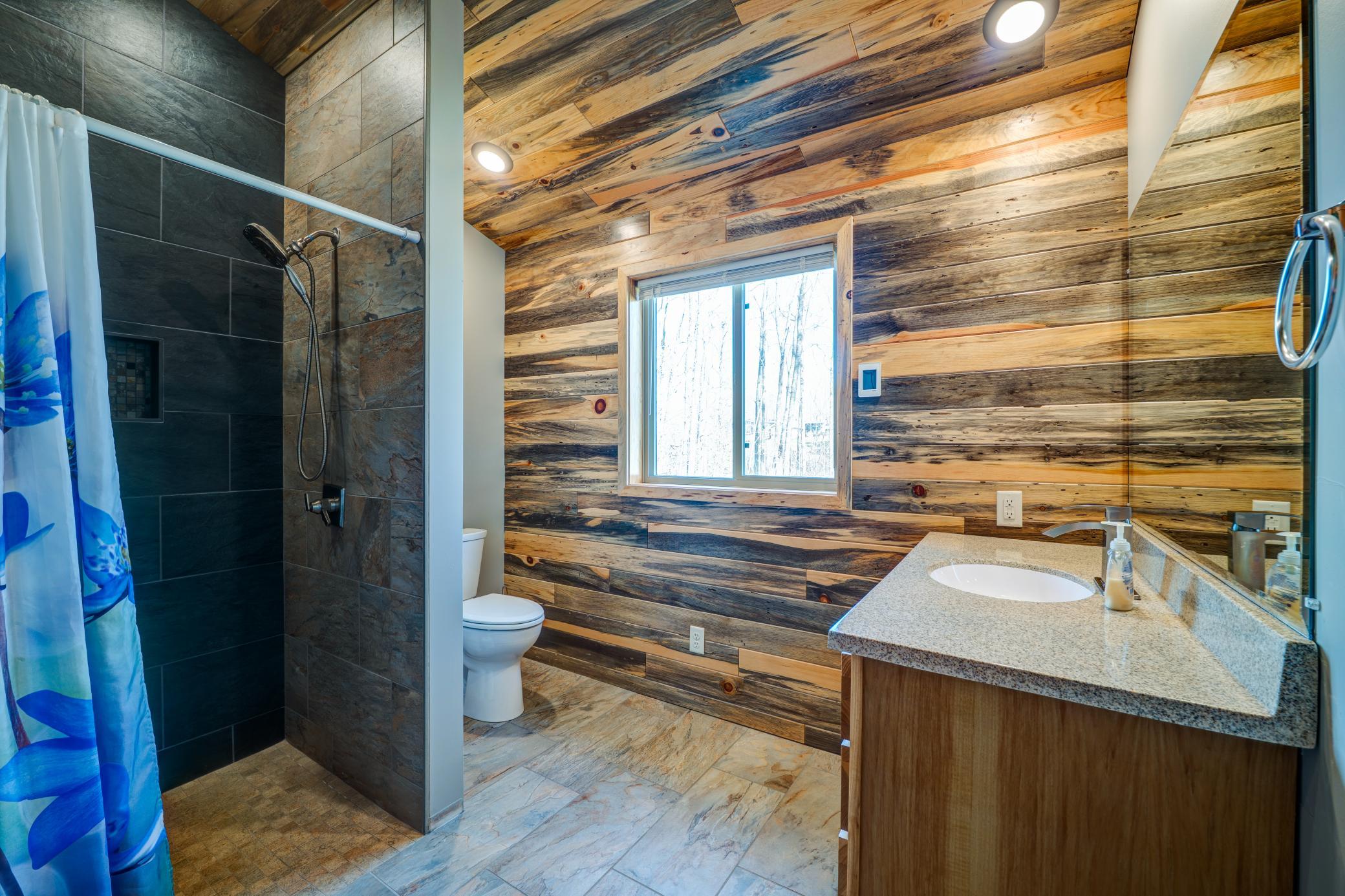 2008 single family home for sale at 8376 Cedar Crest Loop NW in Walker, MN — 3 bed, 3 bath (photo 28 of 70)