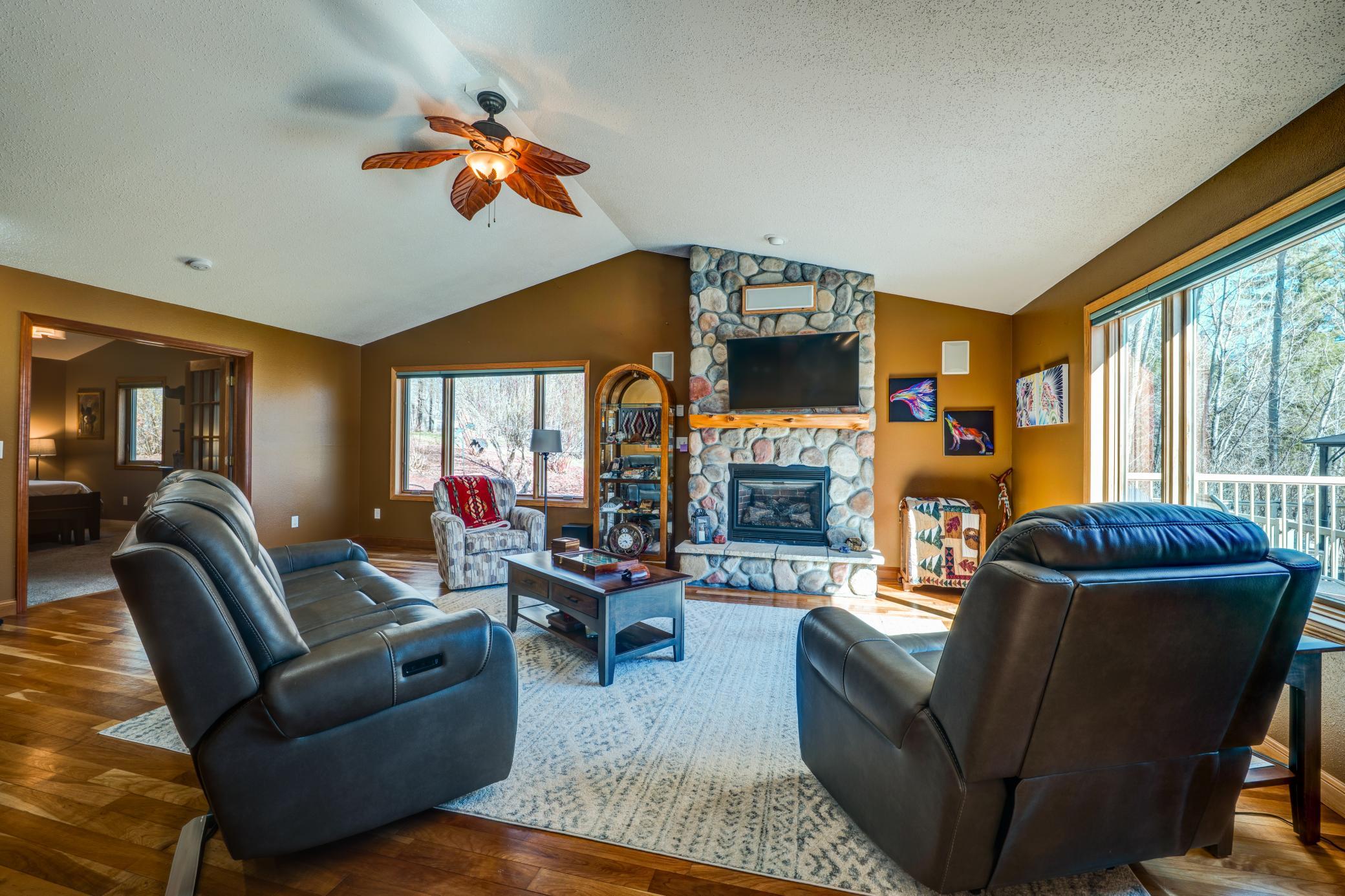 2008 single family home for sale at 8376 Cedar Crest Loop NW in Walker, MN — 3 bed, 3 bath (photo 4 of 70)