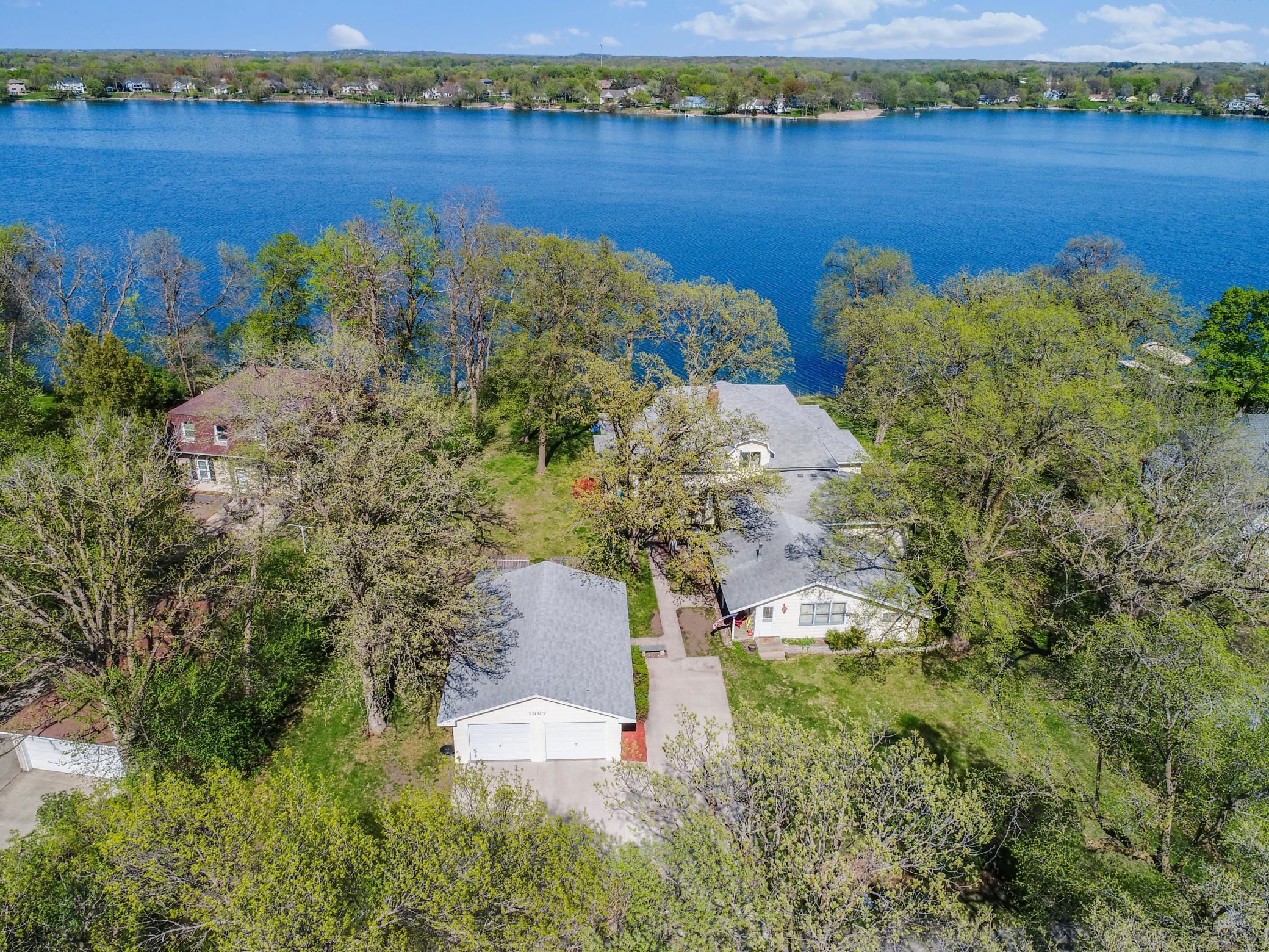 1913 single family home for sale at 1007 Van Dyke Road NW in Alexandria, MN — 4 bed, 3 bath (photo 2 of 71)