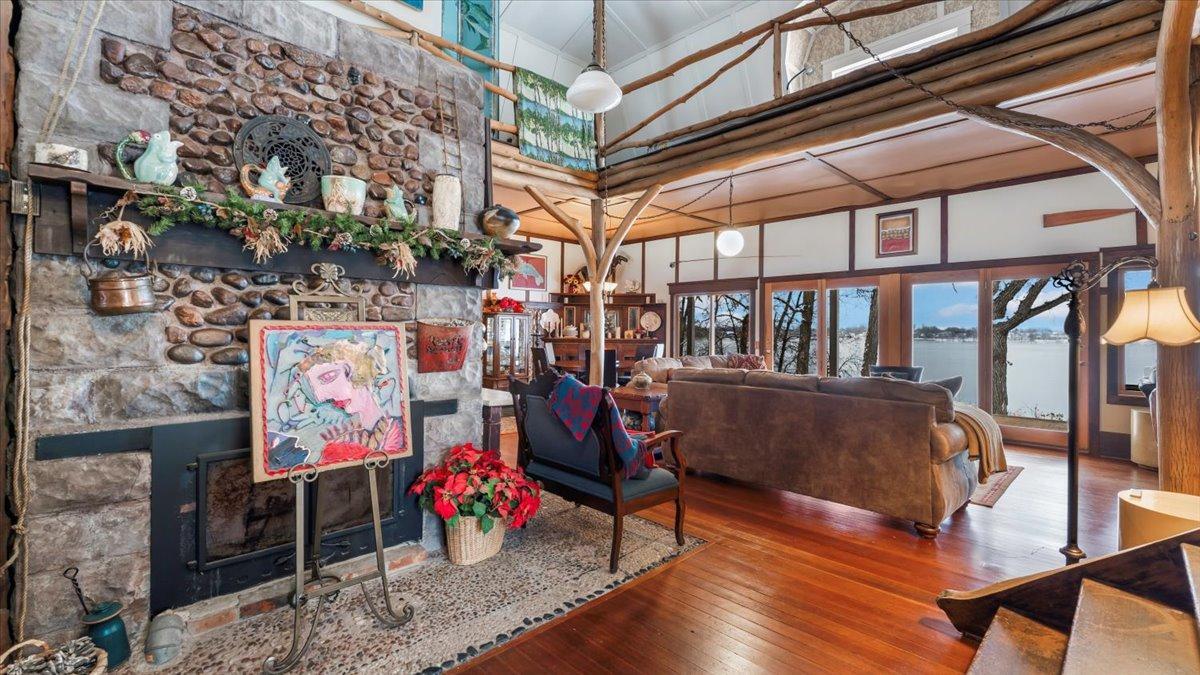 1913 single family home for sale at 1007 Van Dyke Road NW in Alexandria, MN — 4 bed, 3 bath (photo 25 of 71)