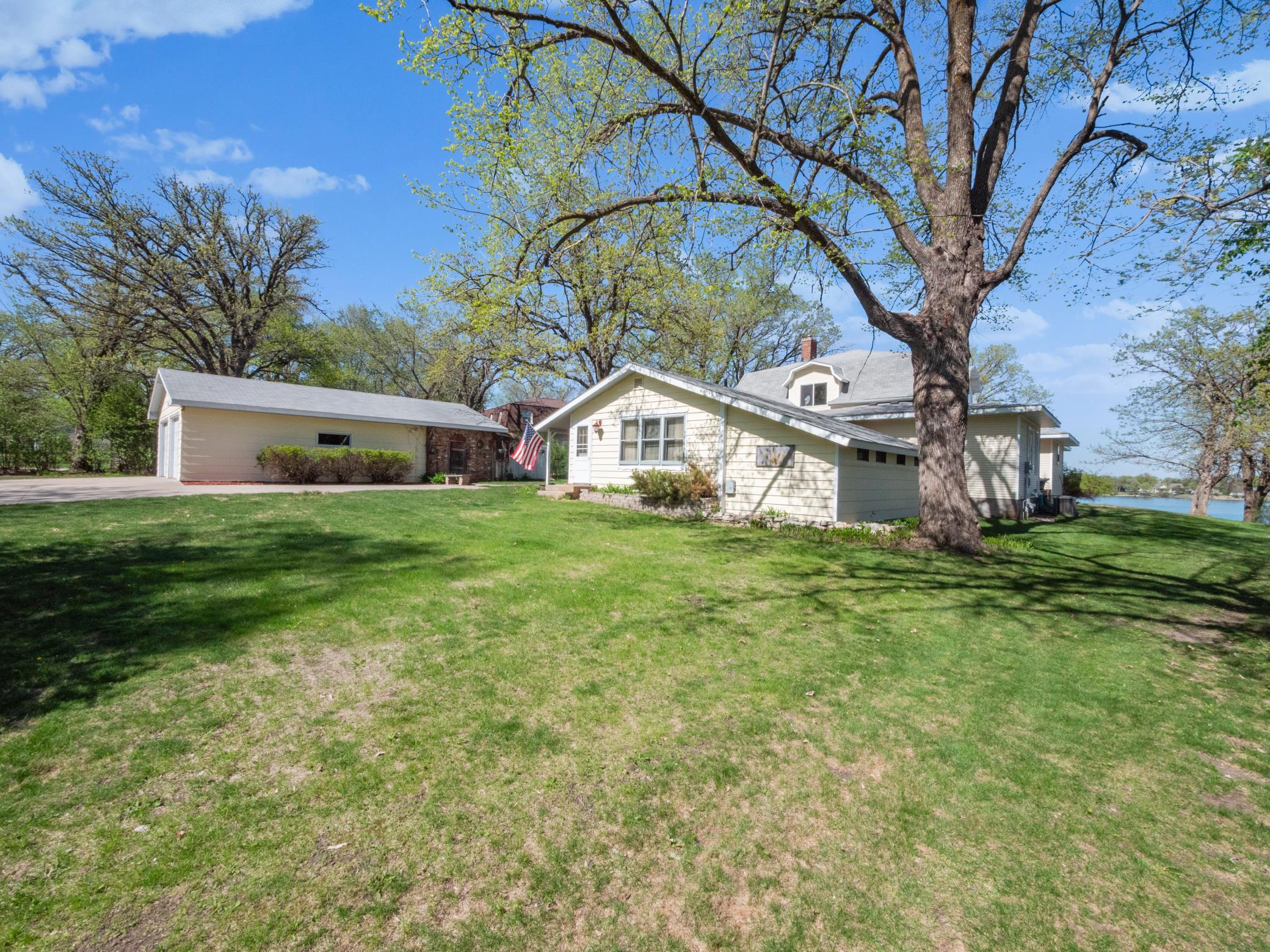 1913 single family home for sale at 1007 Van Dyke Road NW in Alexandria, MN — 4 bed, 3 bath (photo 46 of 71)