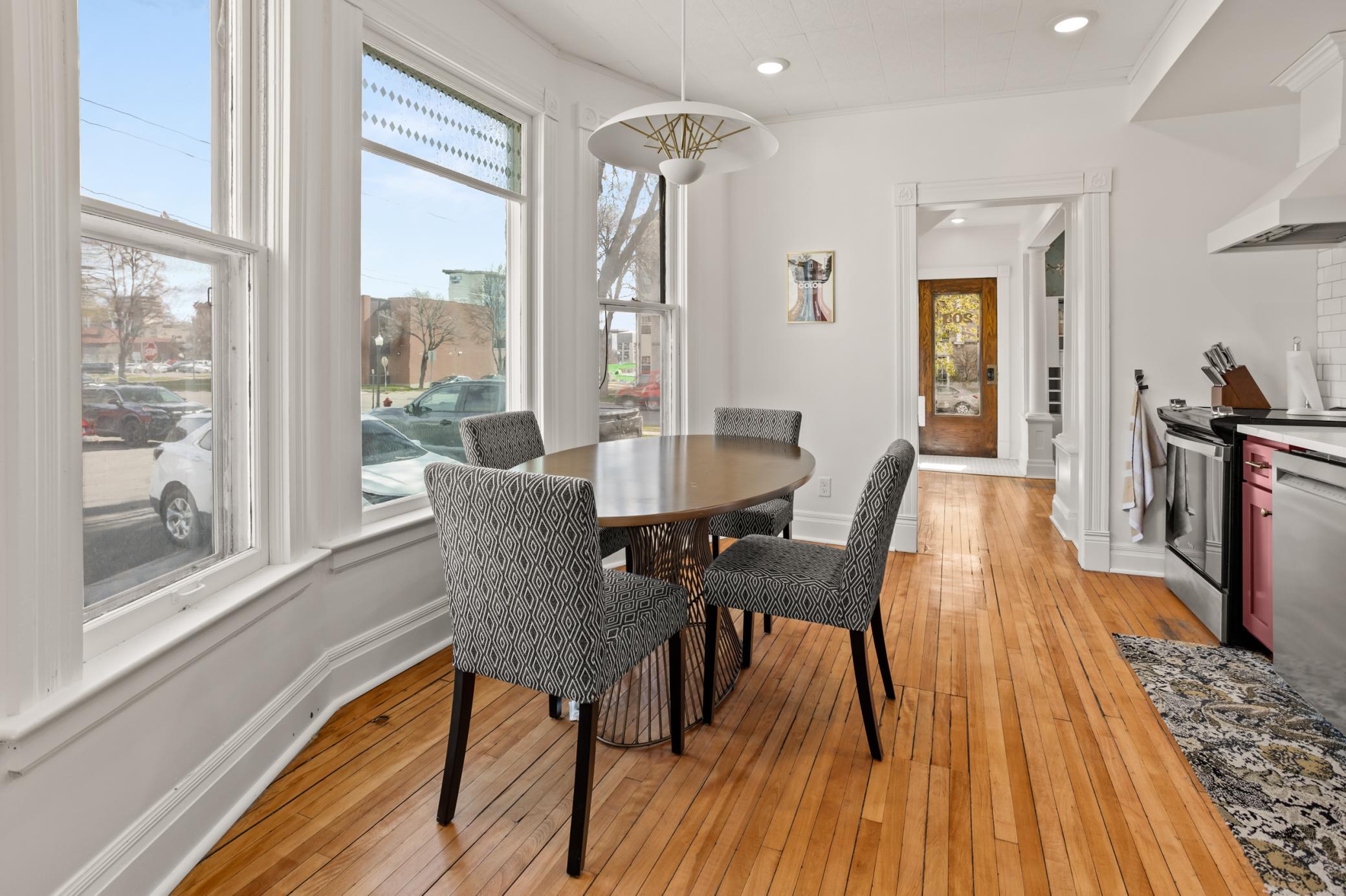 1898 single family home for sale at 203 8th Street S in Fargo, ND — 3 bed, 2 bath (photo 13 of 40)
