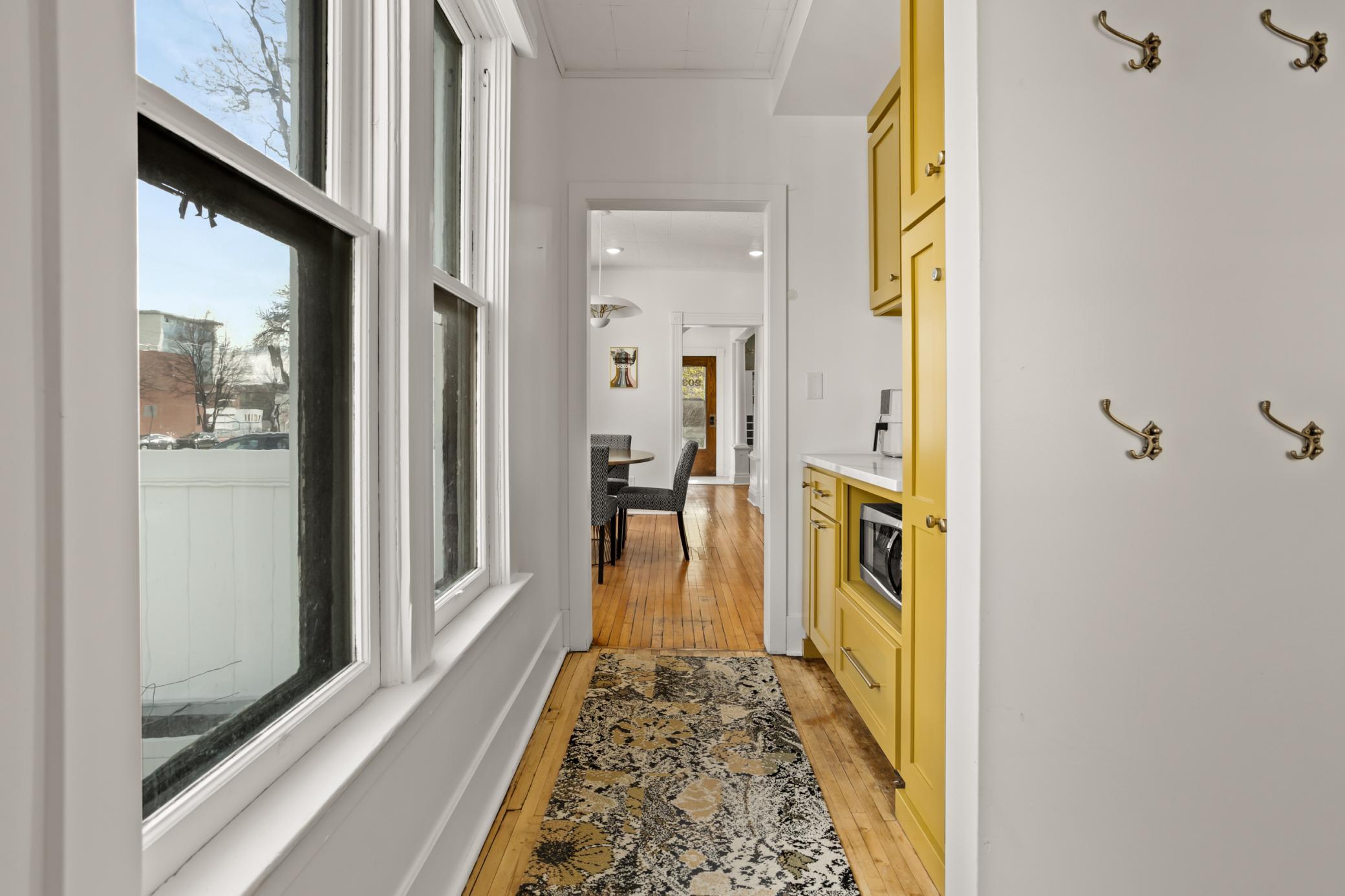 1898 single family home for sale at 203 8th Street S in Fargo, ND — 3 bed, 2 bath (photo 15 of 40)