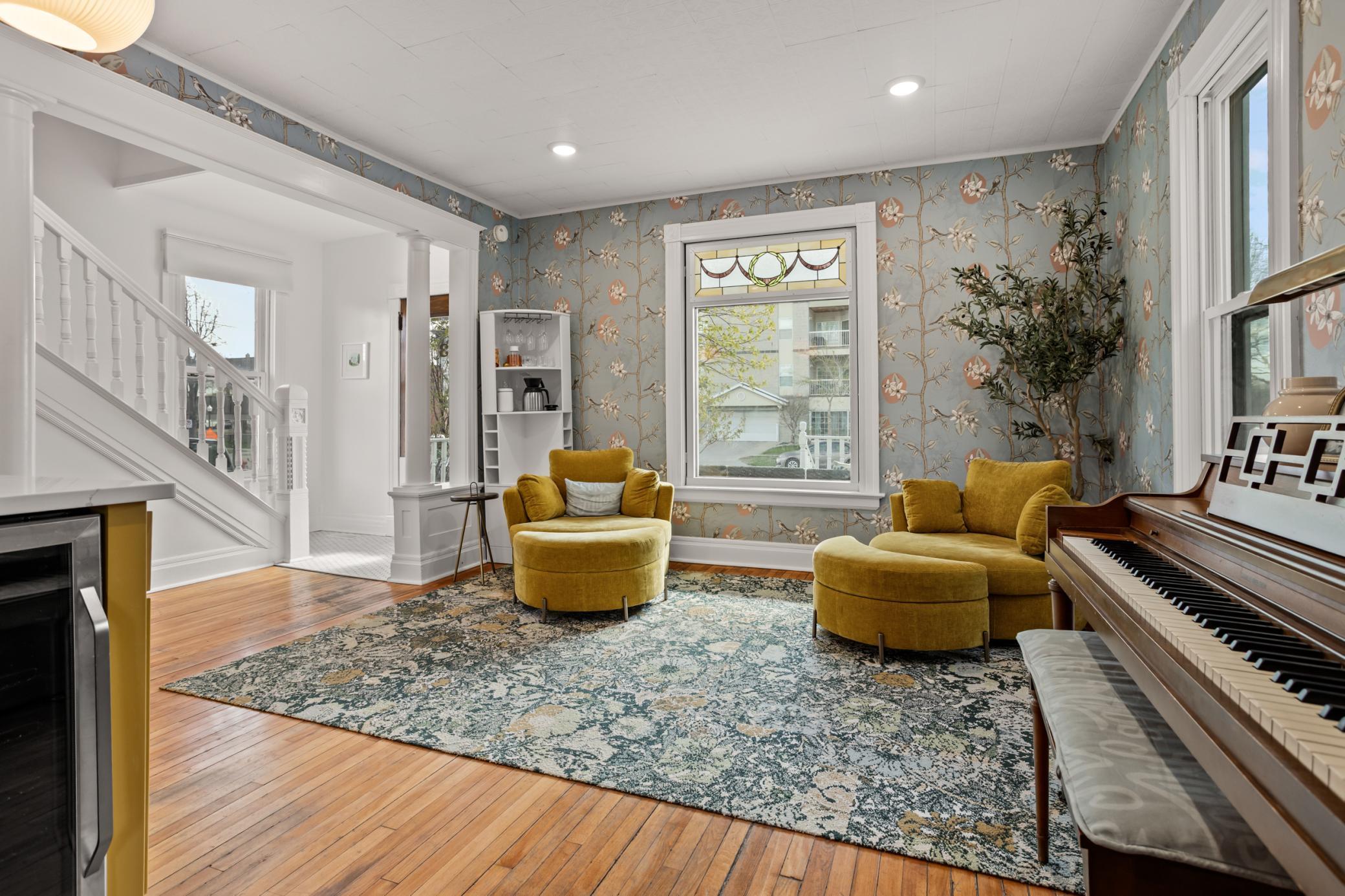 1898 single family home for sale at 203 8th Street S in Fargo, ND — 3 bed, 2 bath (photo 7 of 40)