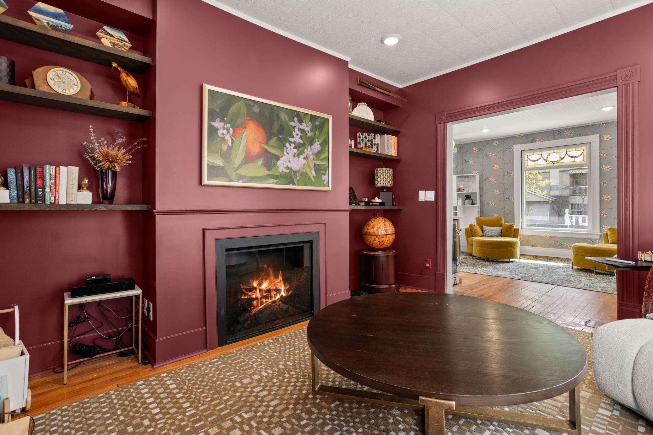 1898 single family home for sale at 203 8th Street S in Fargo, ND — 3 bed, 2 bath (photo 9 of 40)