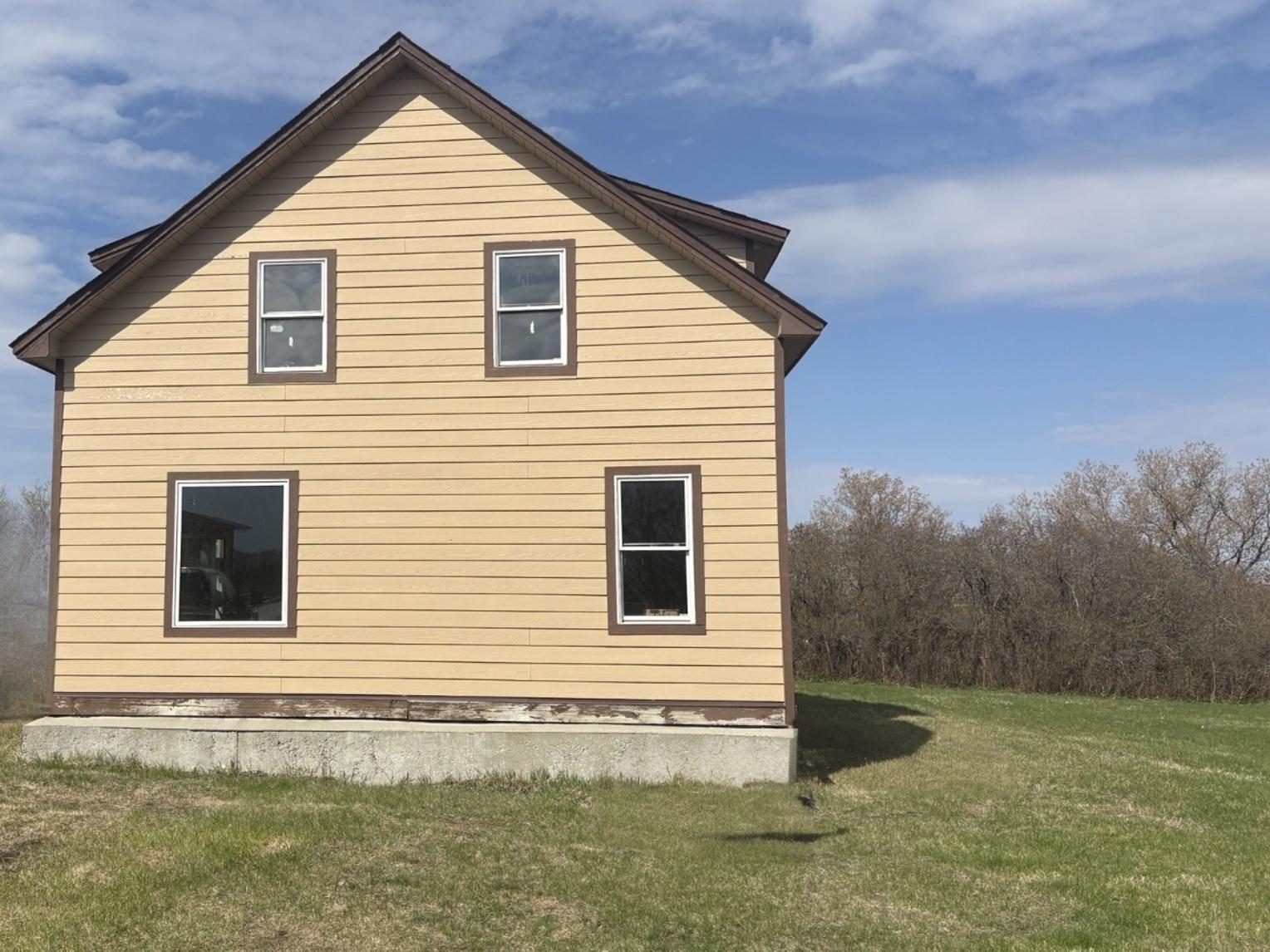 1910 single family home for sale at 23889 County Hwy 1 in Fergus Falls, MN — 0 bed, 1 bath (photo 18 of 39)