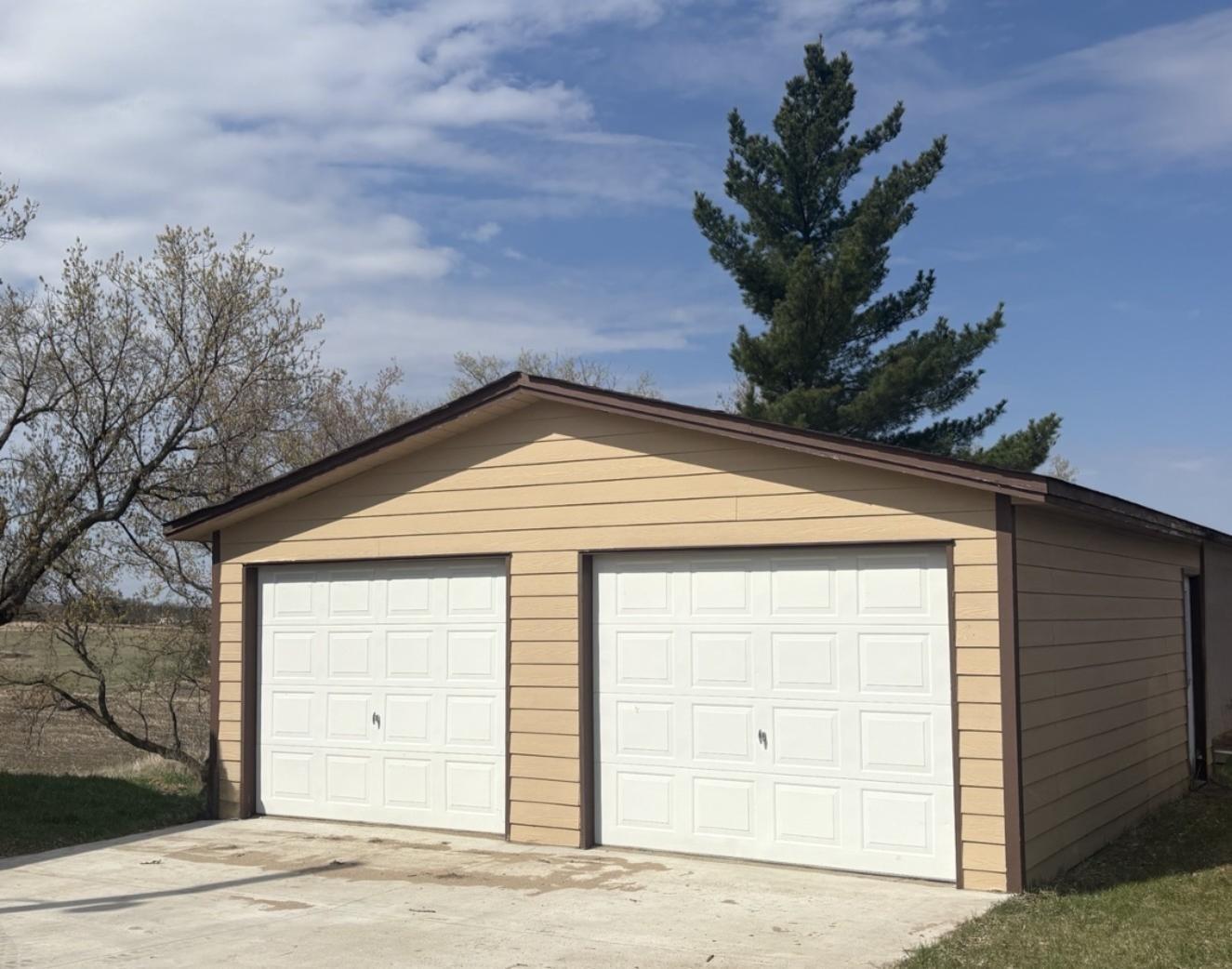 1910 single family home for sale at 23889 County Hwy 1 in Fergus Falls, MN — 0 bed, 1 bath (photo 21 of 39)