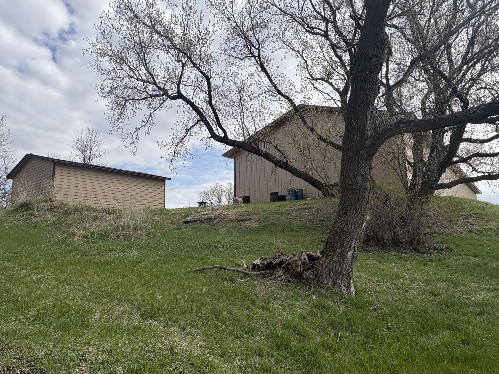 1910 single family home for sale at 23889 County Hwy 1 in Fergus Falls, MN — 0 bed, 1 bath (photo 36 of 39)