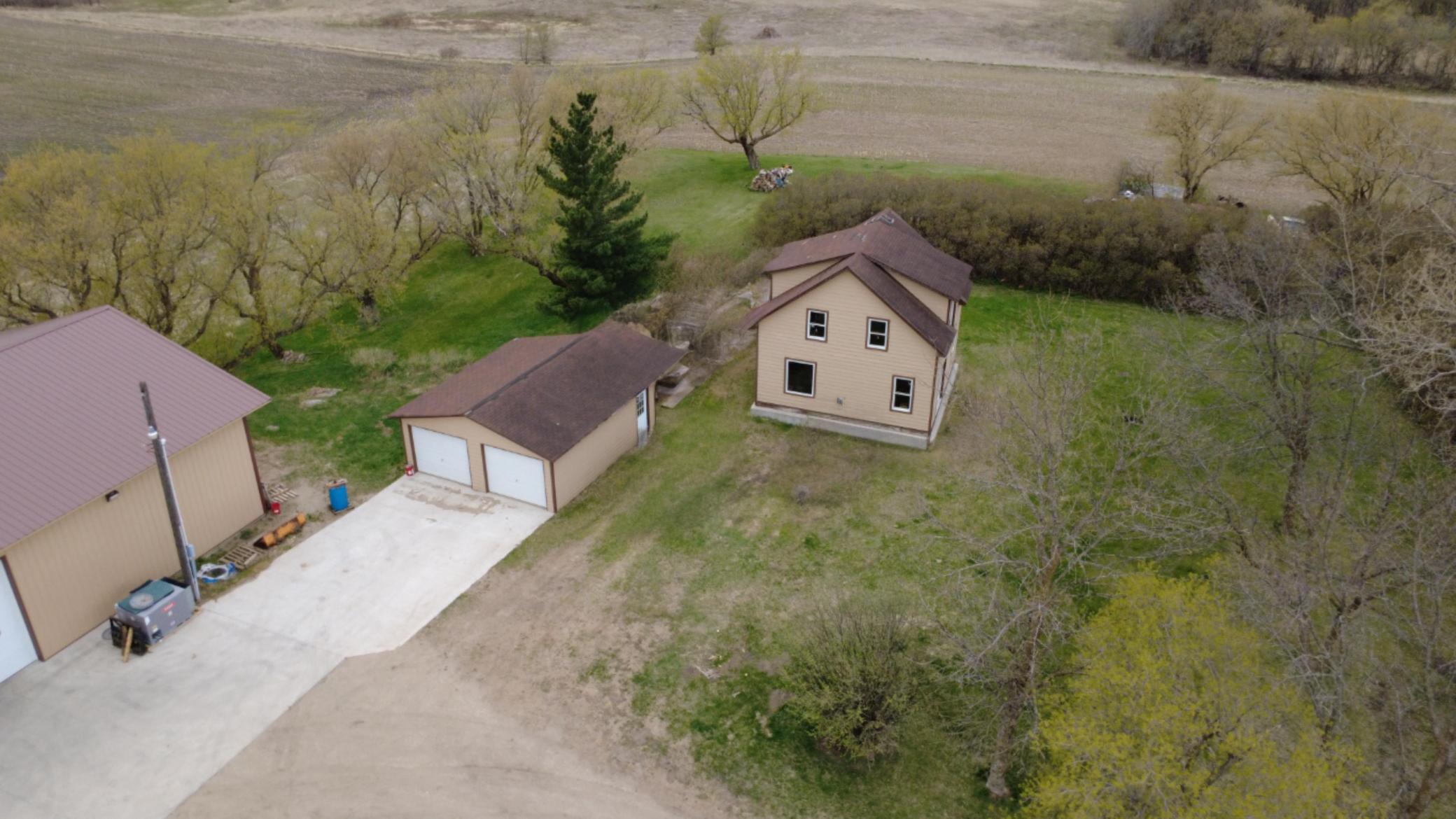 1910 single family home for sale at 23889 County Hwy 1 in Fergus Falls, MN — 0 bed, 1 bath (photo 9 of 39)