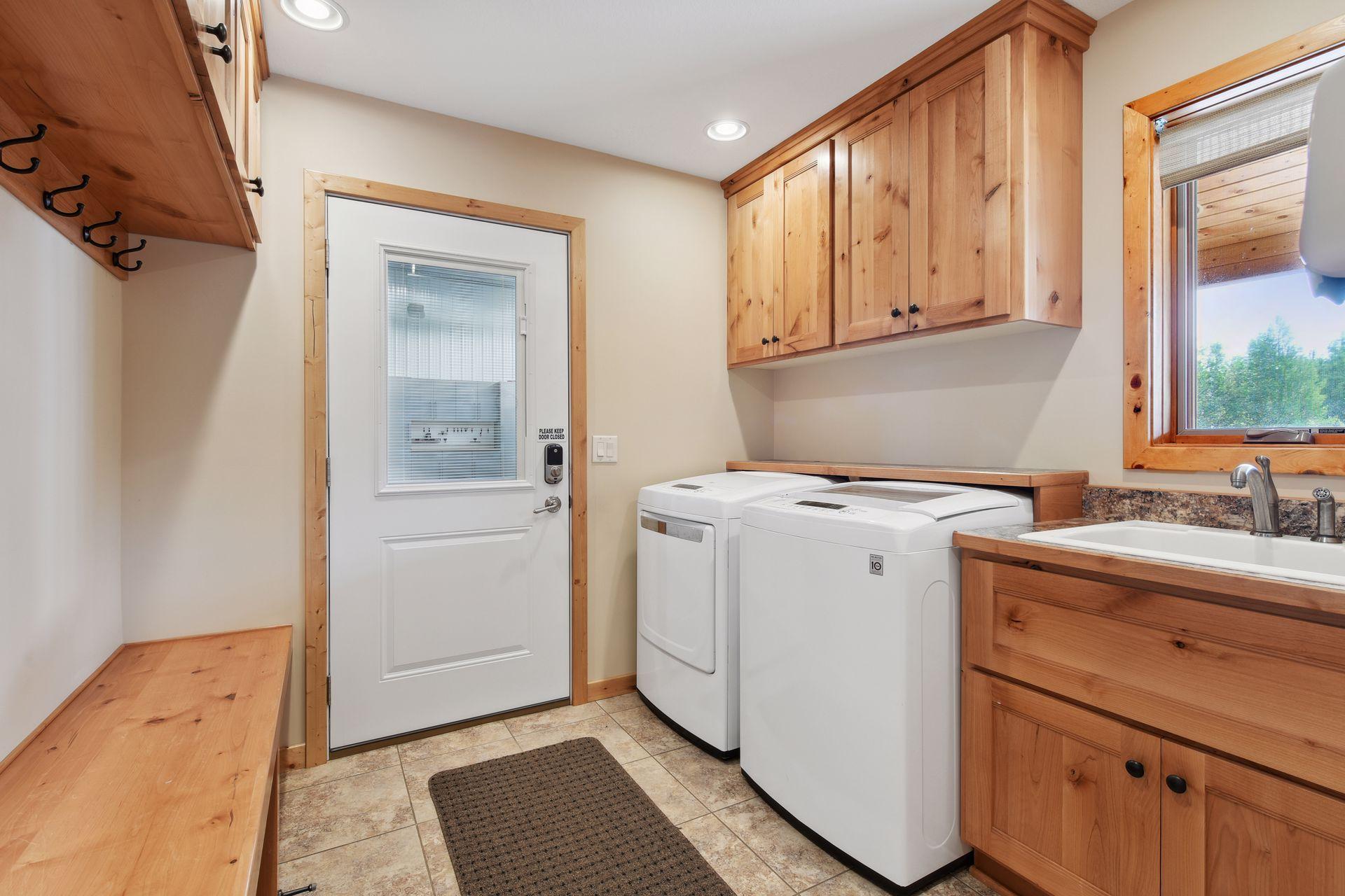 2013 single family home for sale at 28549 305th Place in Aitkin, MN — 5 bed, 4 bath (photo 13 of 49)