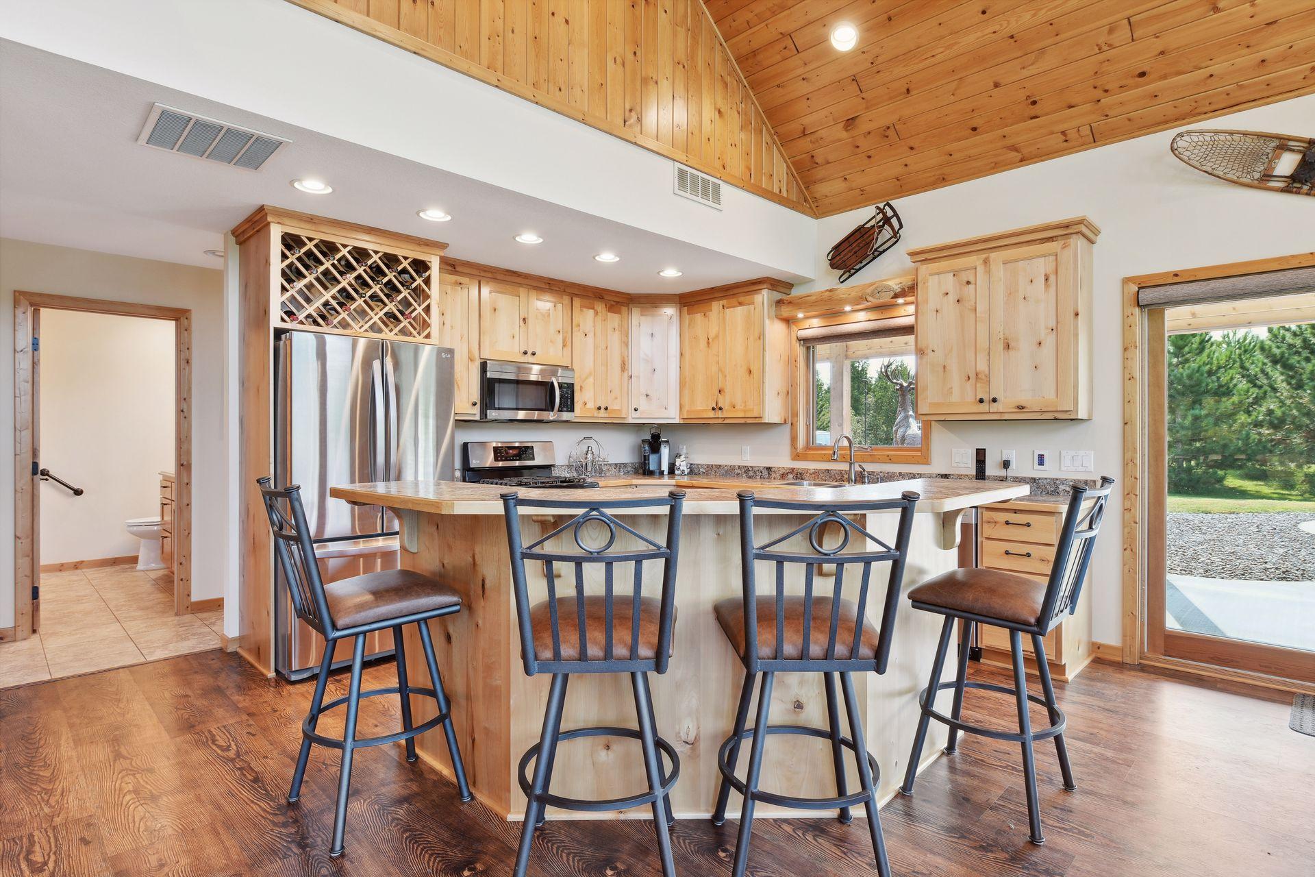 2013 single family home for sale at 28549 305th Place in Aitkin, MN — 5 bed, 4 bath (photo 19 of 49)