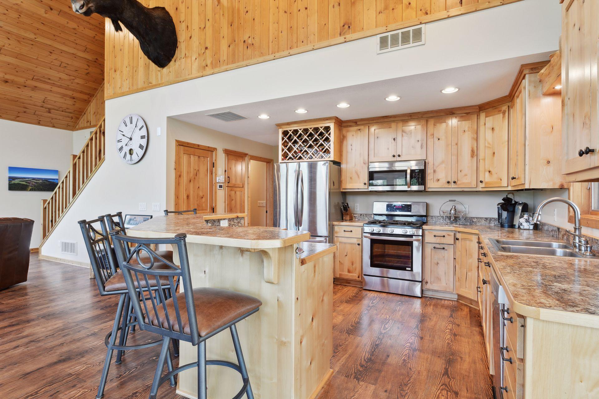 2013 single family home for sale at 28549 305th Place in Aitkin, MN — 5 bed, 4 bath (photo 20 of 49)