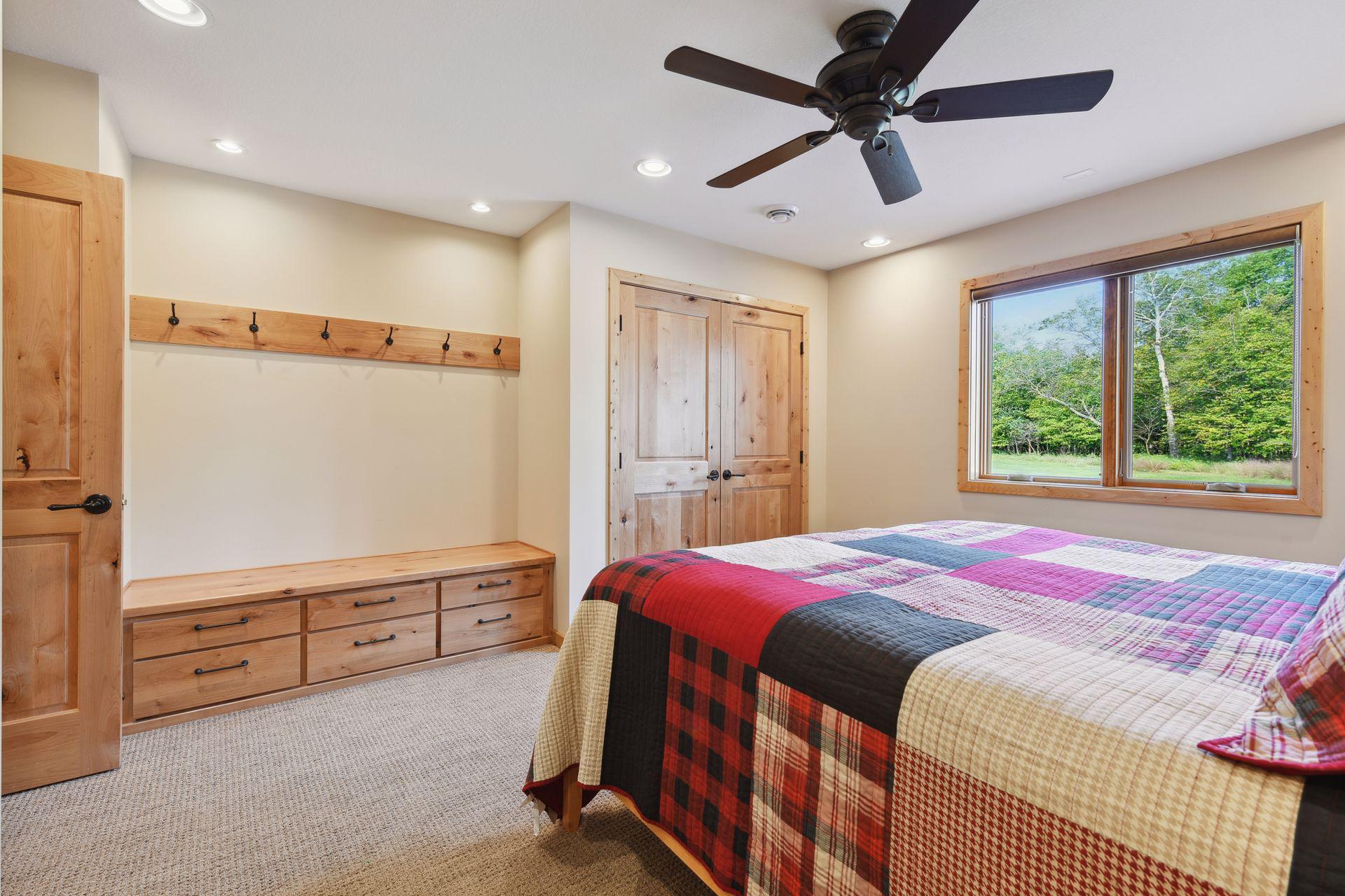2013 single family home for sale at 28549 305th Place in Aitkin, MN — 5 bed, 4 bath (photo 23 of 49)