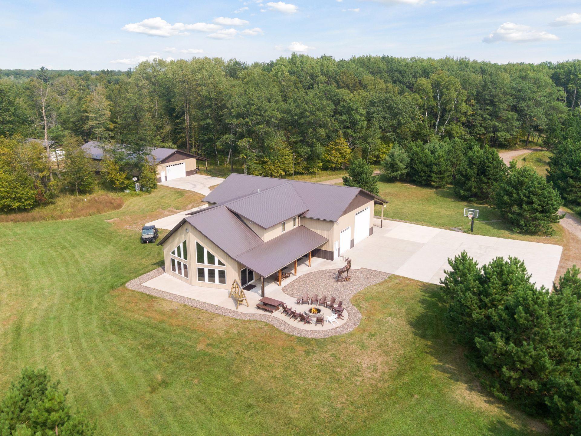 2013 single family home for sale at 28549 305th Place in Aitkin, MN — 5 bed, 4 bath (photo 8 of 49)