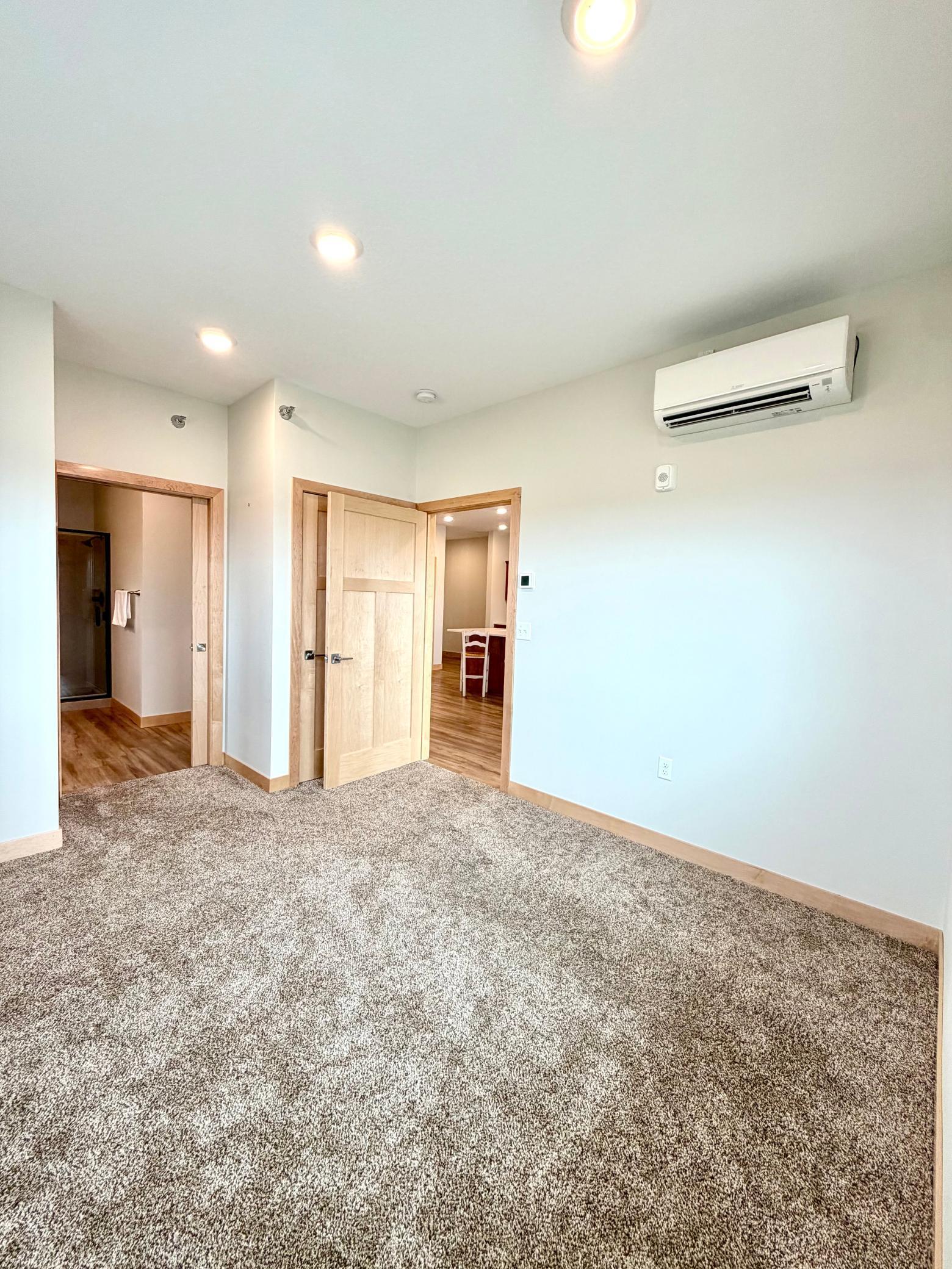 2022 condo for sale at 715 Lake Shore Drive NE, Unit 201 in Bemidji, MN — 1 bed, 1 bath (photo 17 of 36)