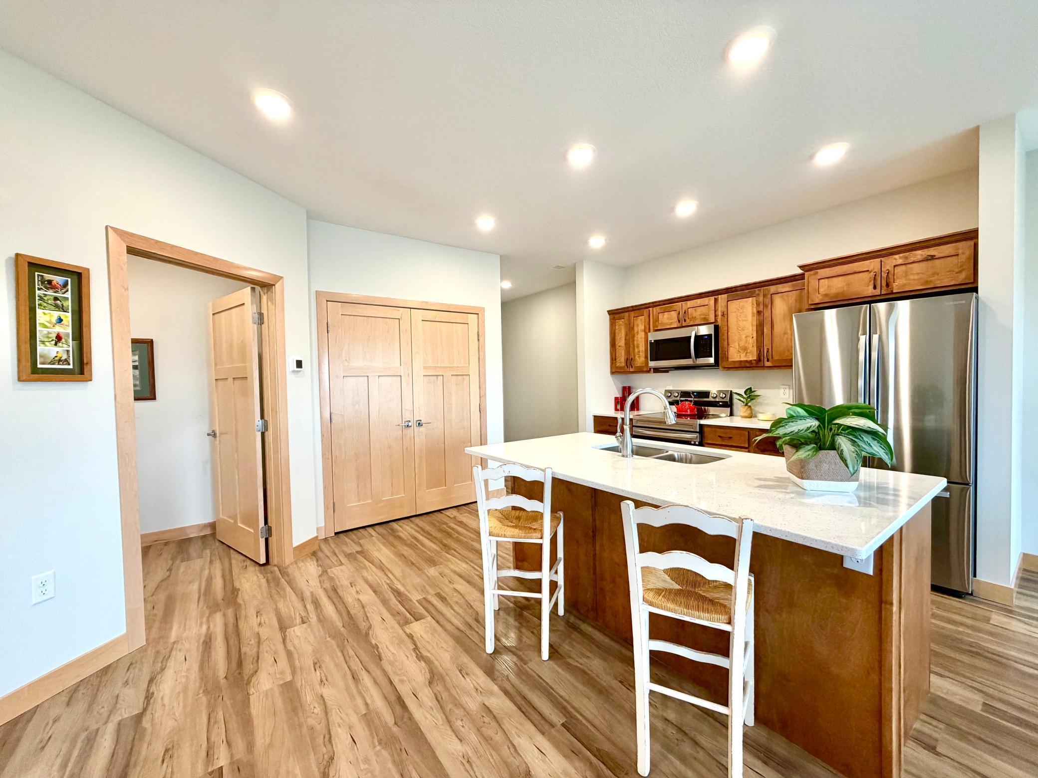 2022 condo for sale at 715 Lake Shore Drive NE, Unit 201 in Bemidji, MN — 1 bed, 1 bath (photo 3 of 36)