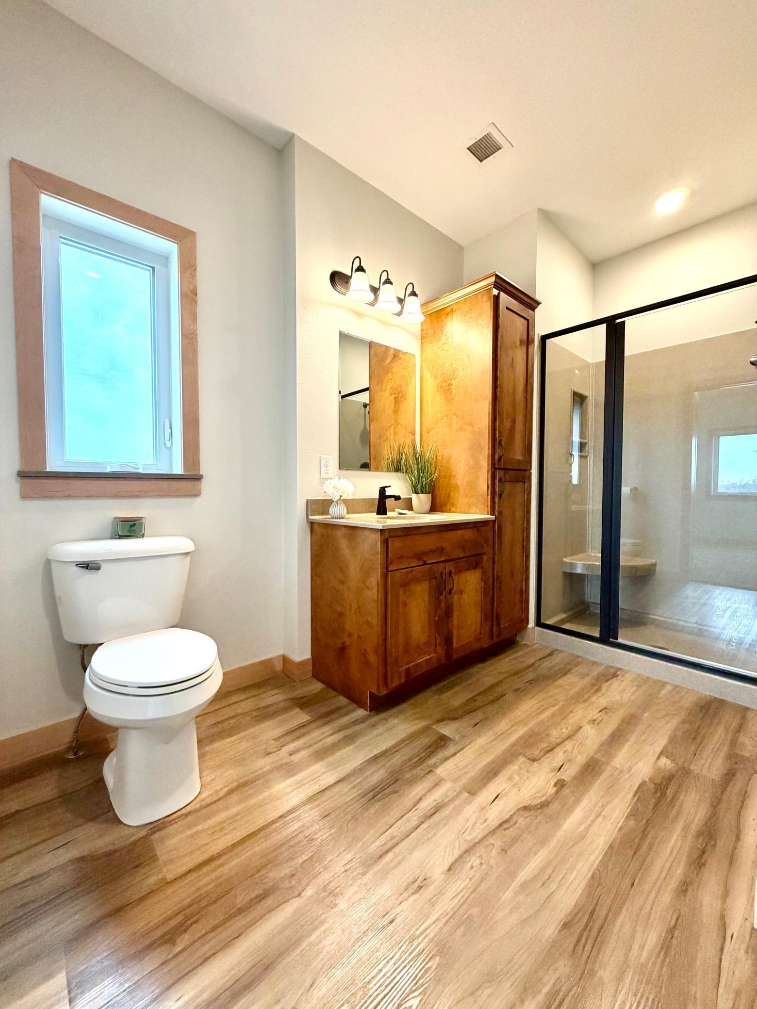 2022 condo for sale at 715 Lake Shore Drive NE, Unit 201 in Bemidji, MN — 1 bed, 1 bath (photo 22 of 36)