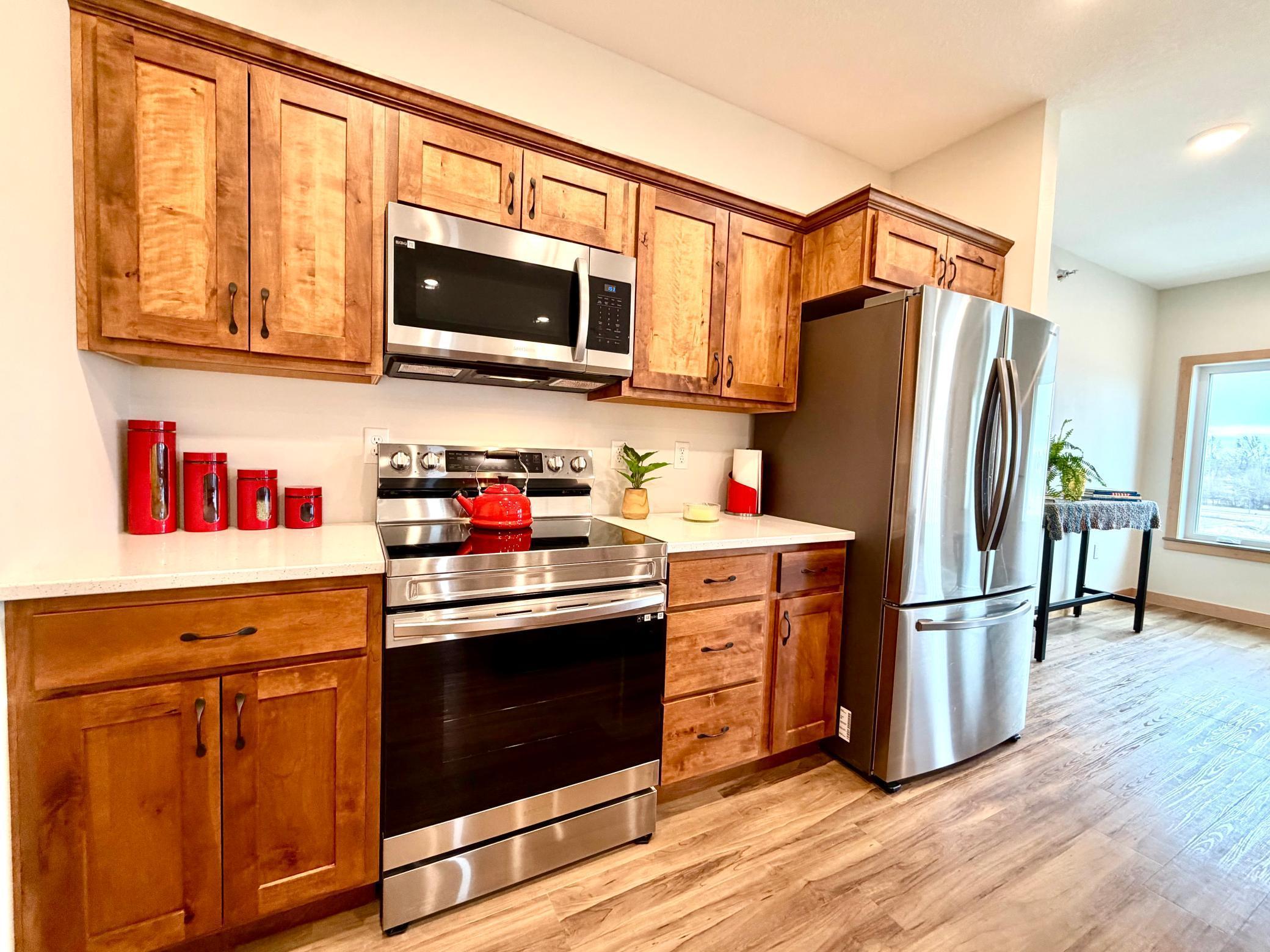 2022 condo for sale at 715 Lake Shore Drive NE, Unit 201 in Bemidji, MN — 1 bed, 1 bath (photo 6 of 36)