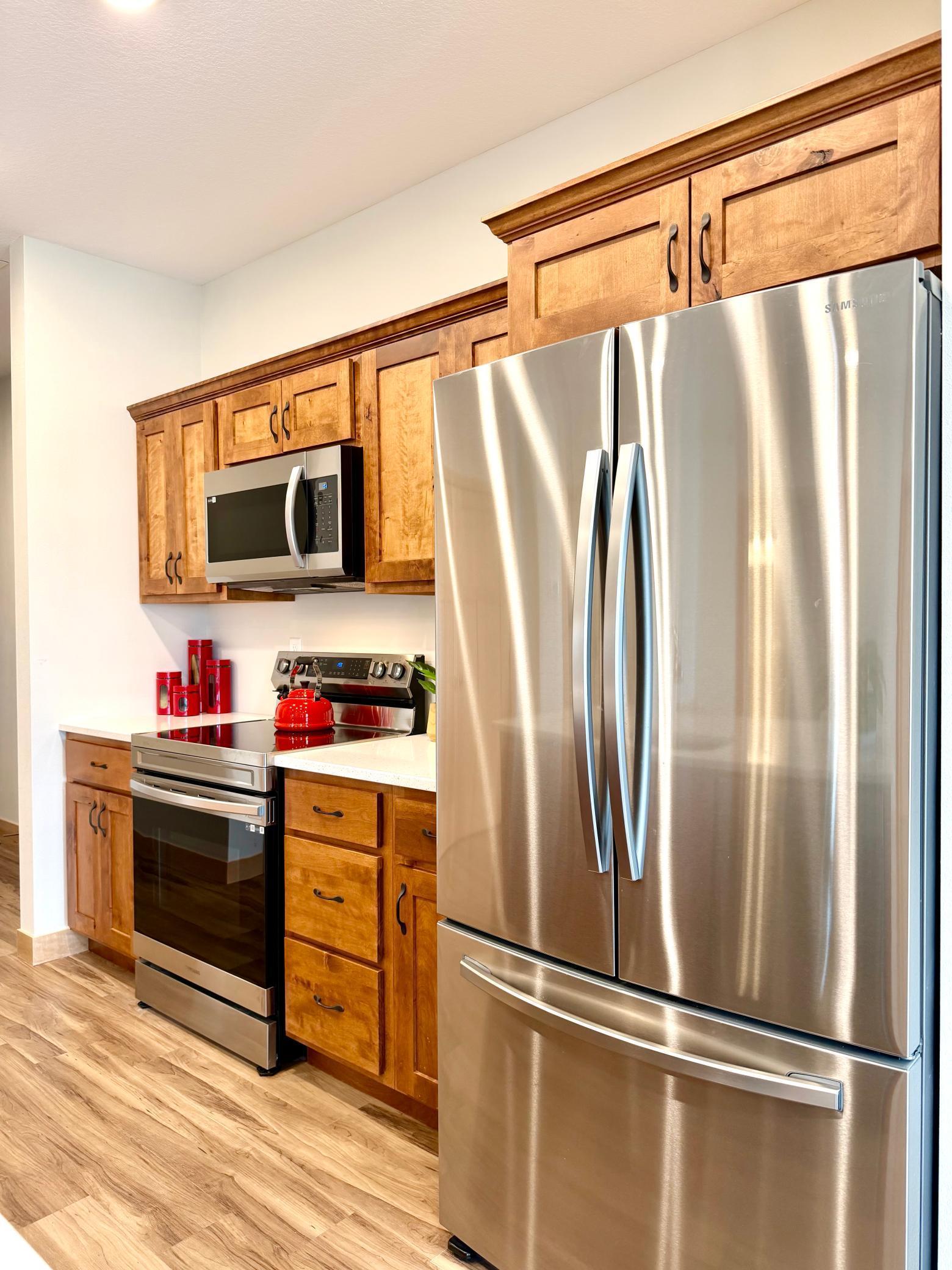 2022 condo for sale at 715 Lake Shore Drive NE, Unit 201 in Bemidji, MN — 1 bed, 1 bath (photo 7 of 36)