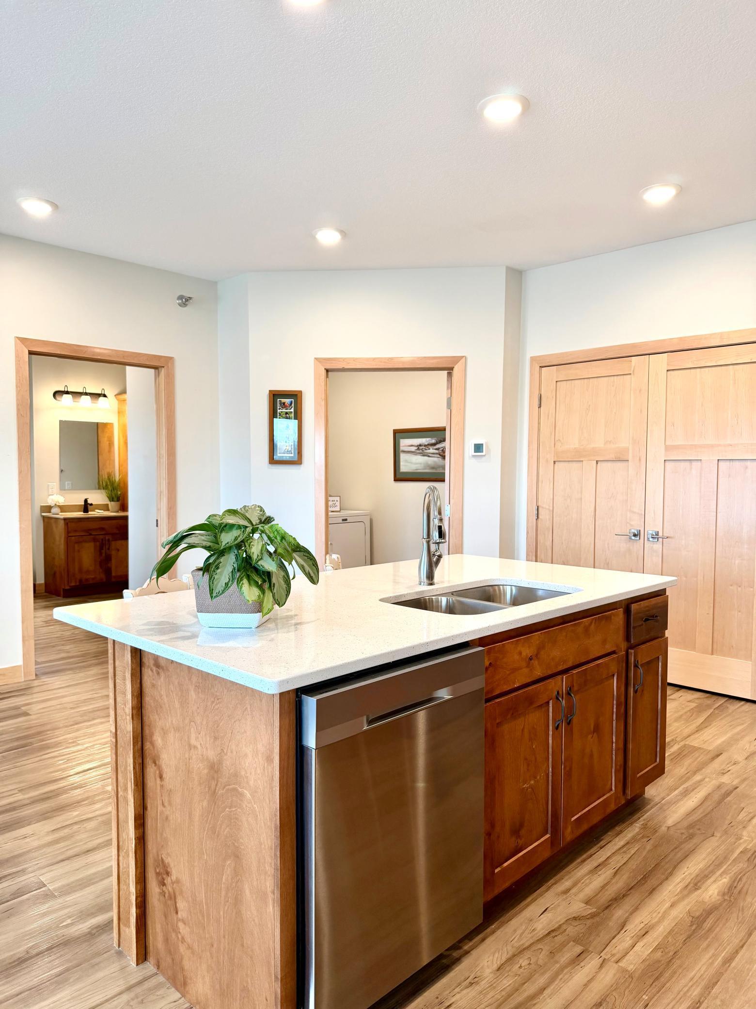 2022 condo for sale at 715 Lake Shore Drive NE, Unit 201 in Bemidji, MN — 1 bed, 1 bath (photo 8 of 36)