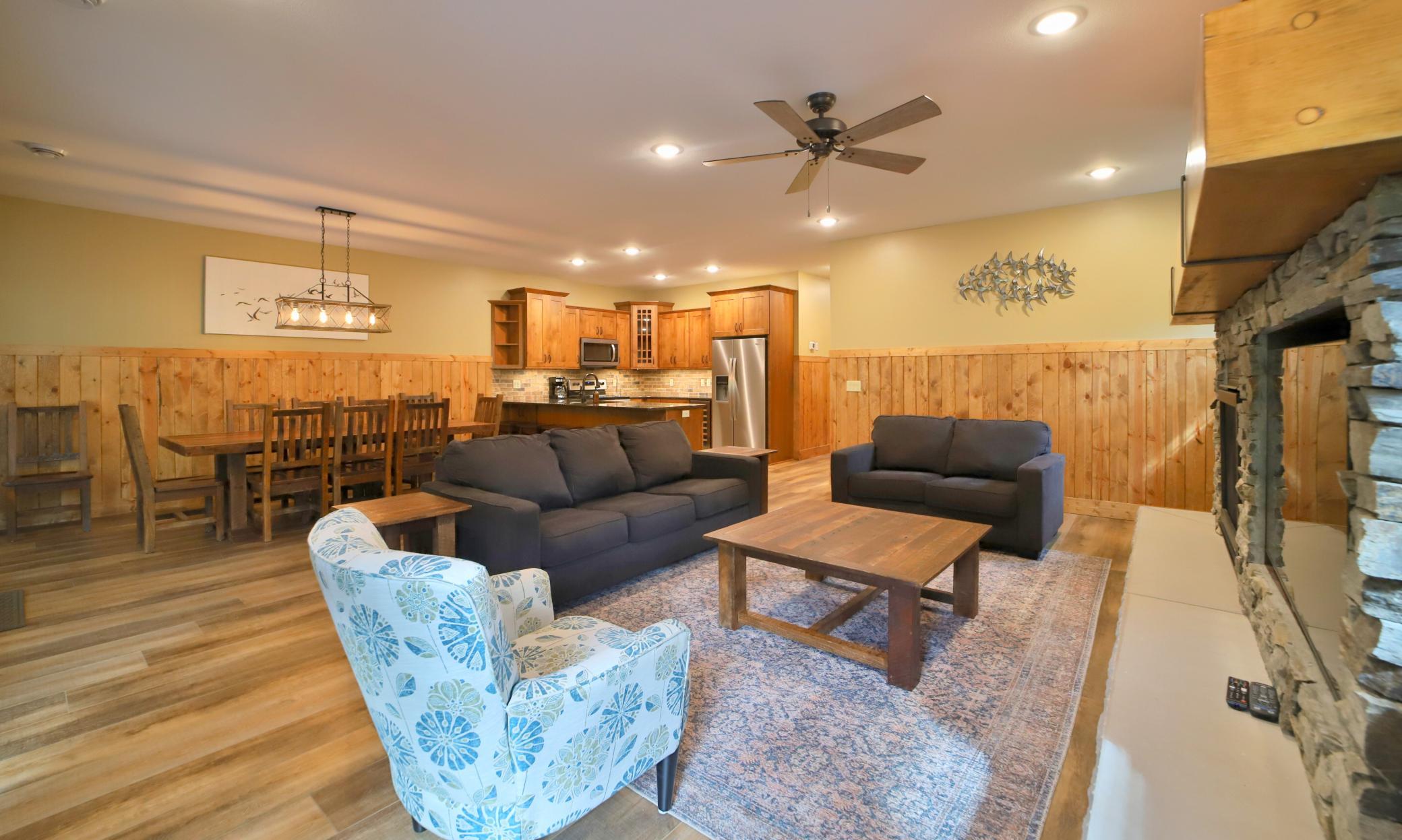 2023 townhouse for sale at 35165 Quiet Aly in Pequot Lakes, MN — 4 bed, 5 bath (photo 14 of 50)