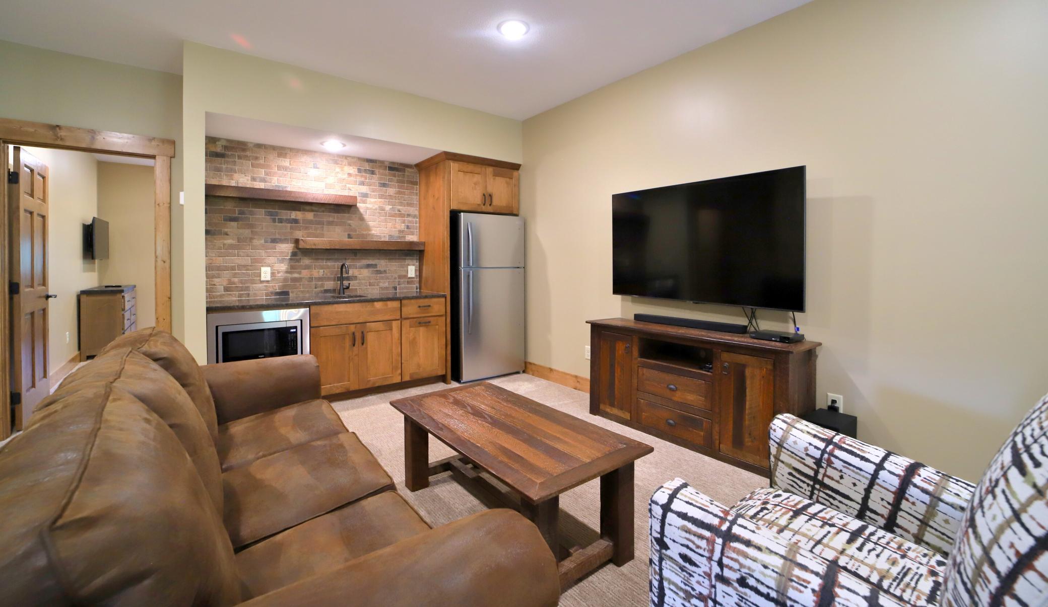 2023 townhouse for sale at 35165 Quiet Aly in Pequot Lakes, MN — 4 bed, 5 bath (photo 28 of 50)