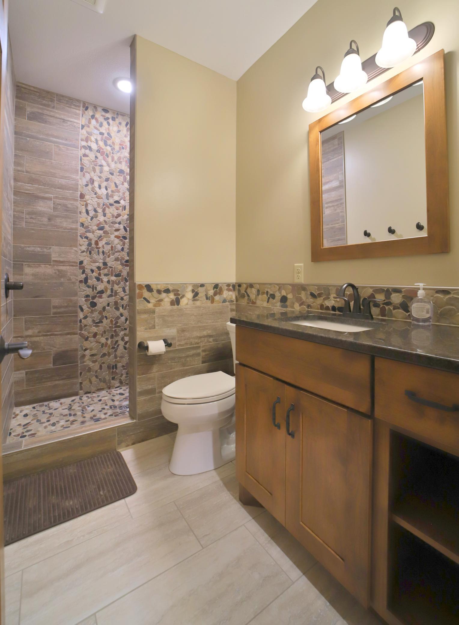 2023 townhouse for sale at 35165 Quiet Aly in Pequot Lakes, MN — 4 bed, 5 bath (photo 35 of 50)