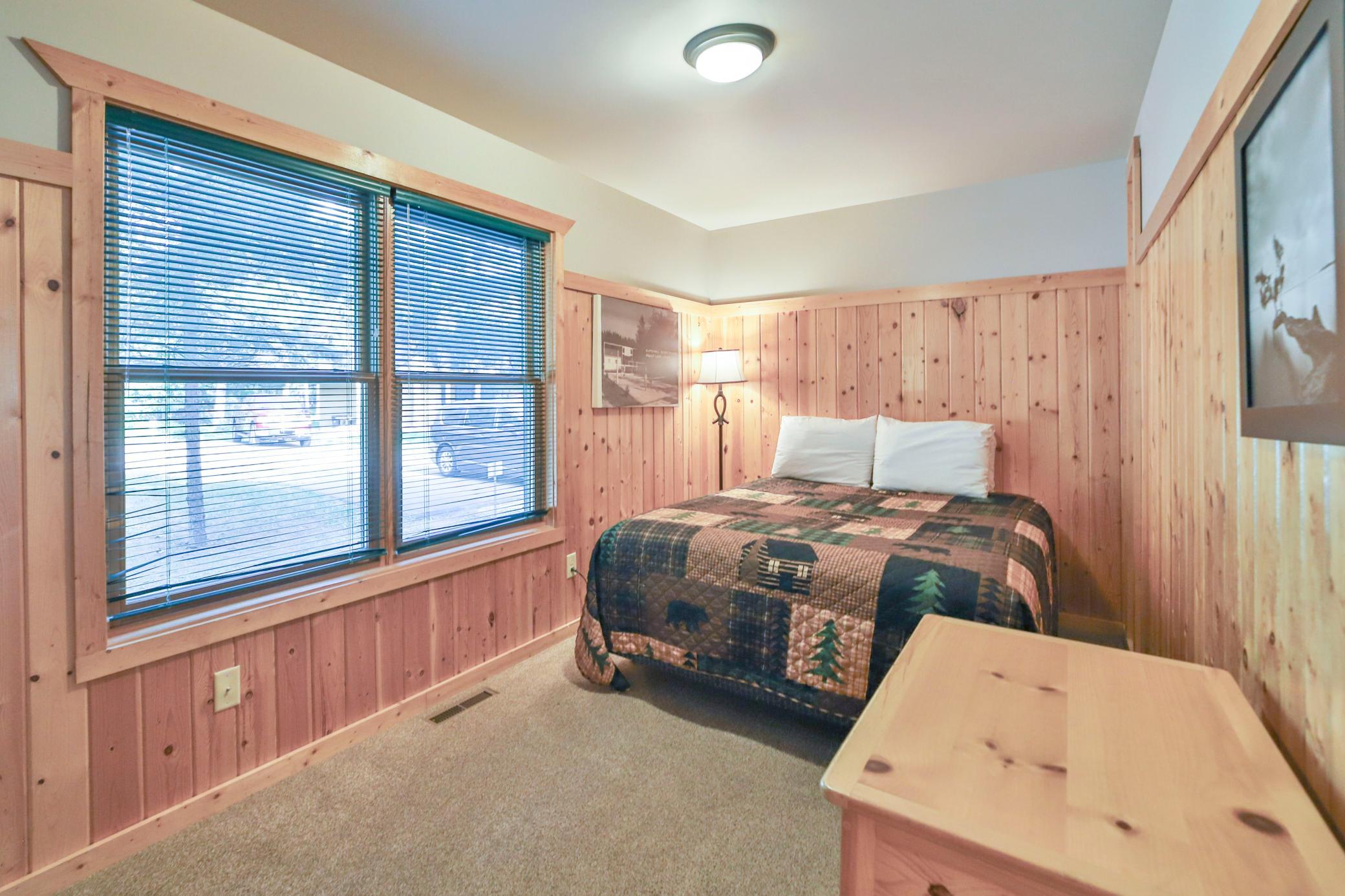 2000 townhouse for sale at 35372 Vacation Drive, Unit 22 in Pequot Lakes, MN — 4 bed, 2 bath (photo 9 of 23)
