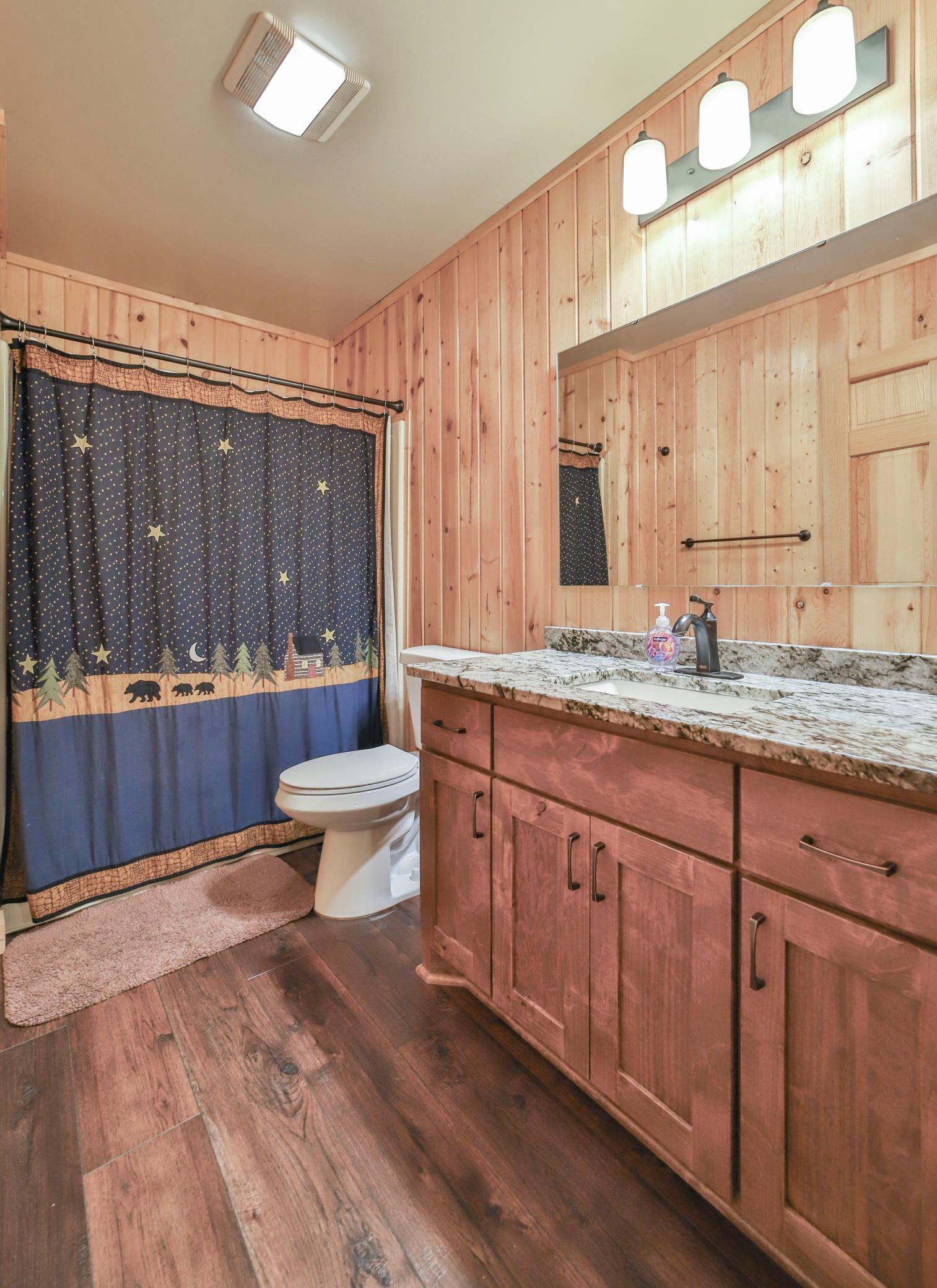 2000 townhouse for sale at 35372 Vacation Drive, Unit 22 in Pequot Lakes, MN — 4 bed, 2 bath (photo 11 of 23)