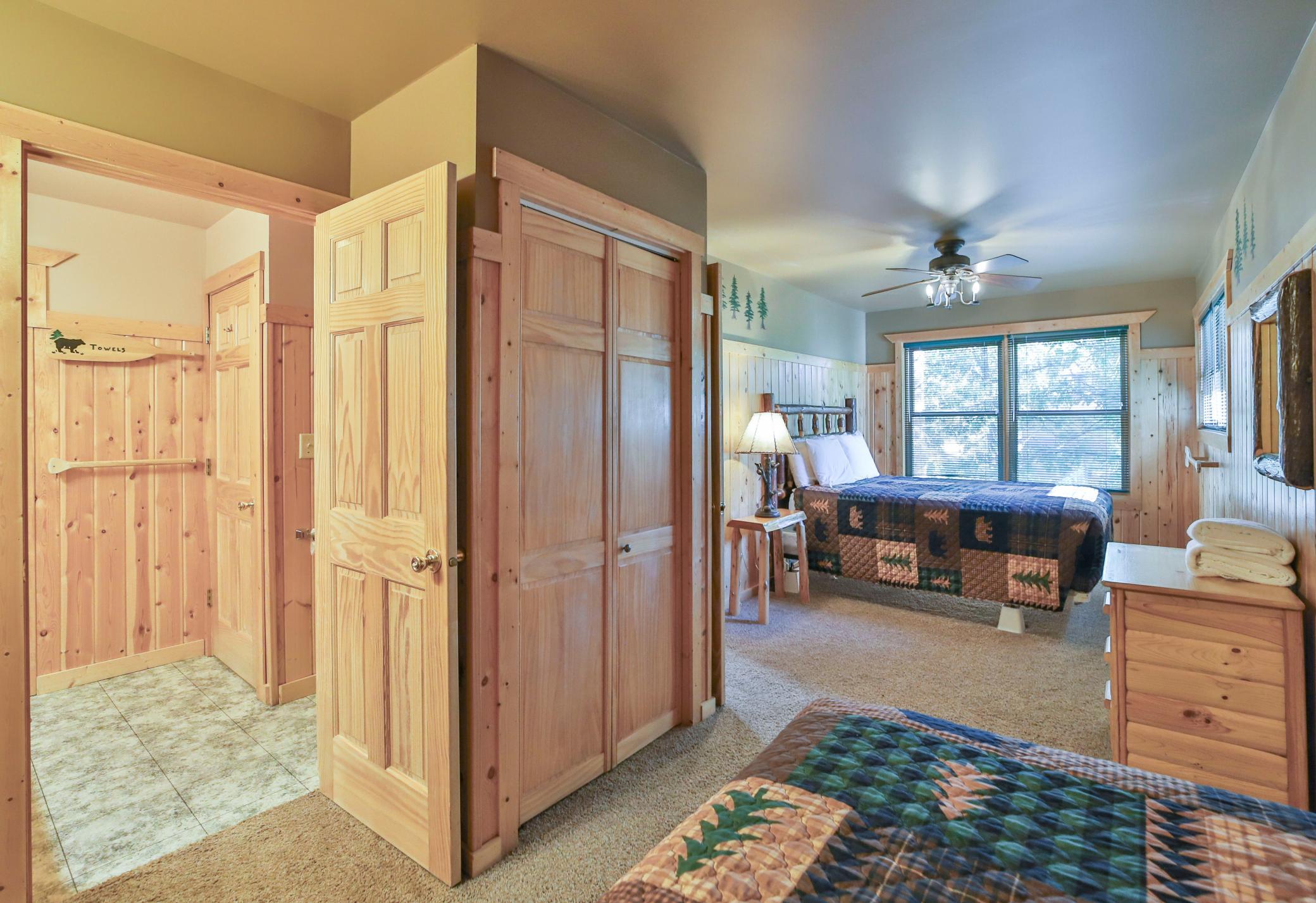 2000 townhouse for sale at 35372 Vacation Drive, Unit 21 in Pequot Lakes, MN — 4 bed, 2 bath (photo 18 of 29)