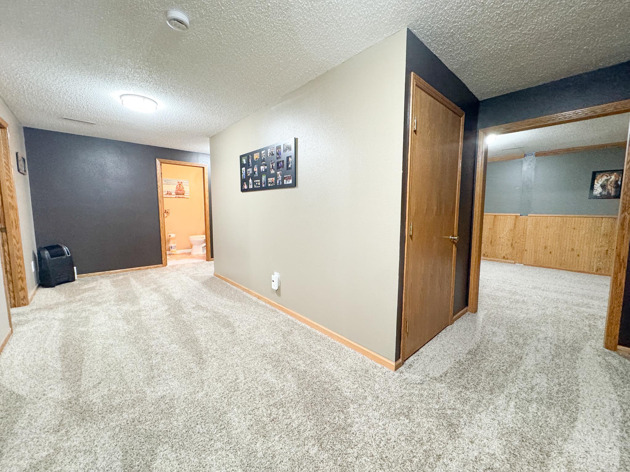 1998 single family home for sale at 26760 Riverside Drive in Fergus Falls, MN — 4 bed, 3 bath (photo 21 of 58)